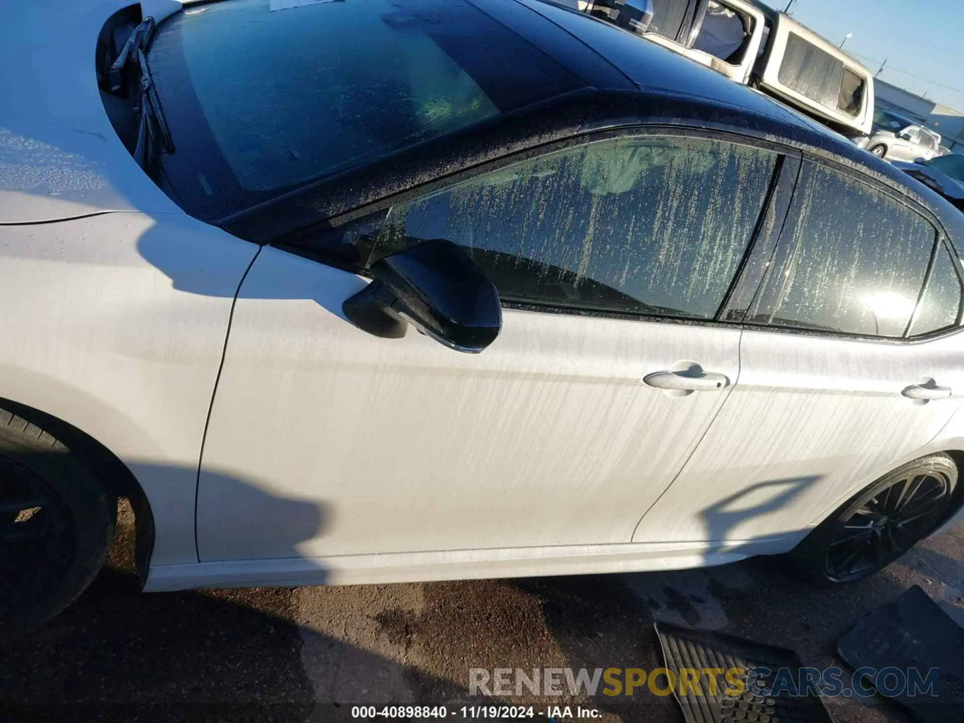 14 Photograph of a damaged car 4T1K61AKXPU148510 TOYOTA CAMRY 2023