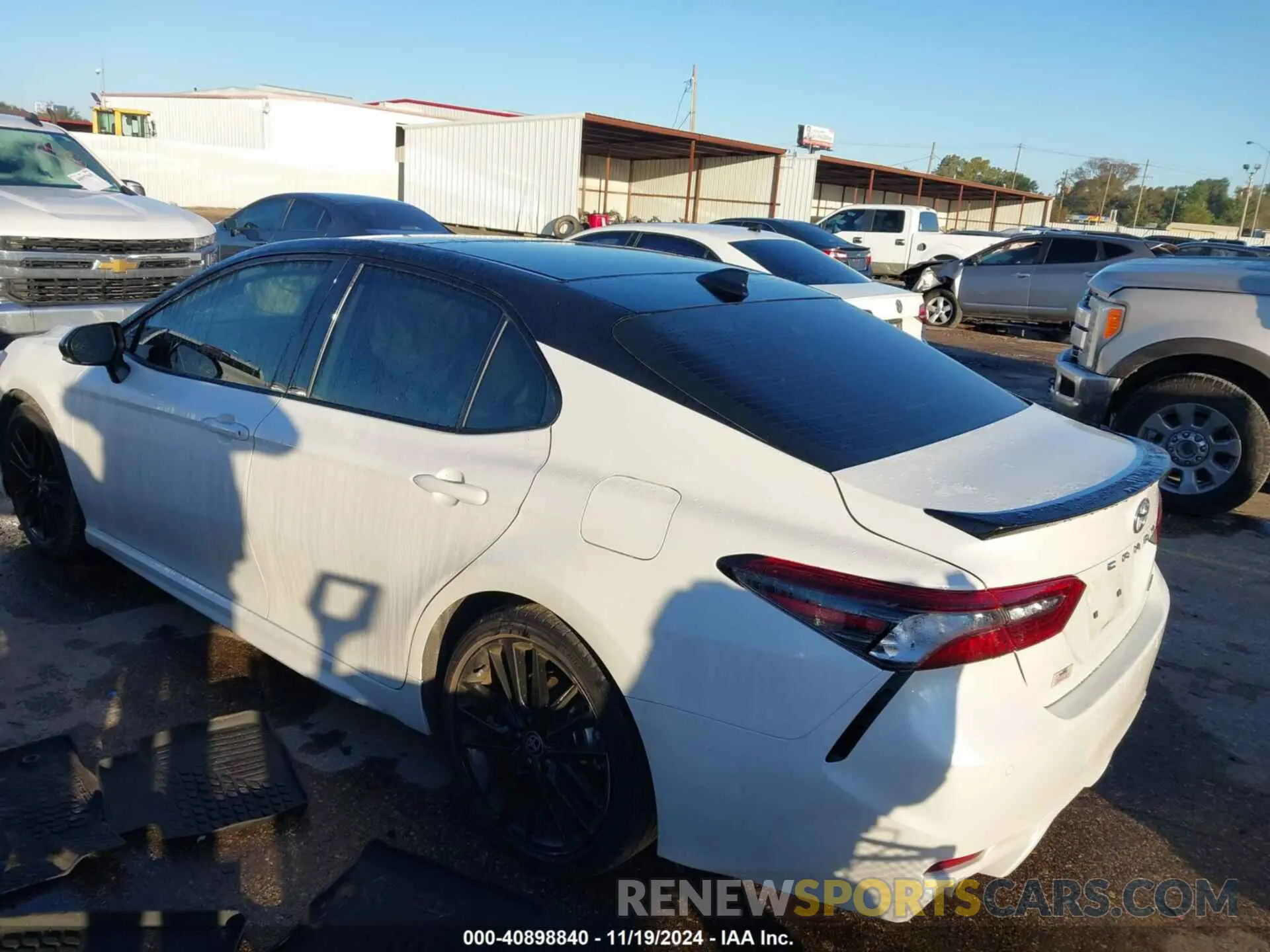3 Photograph of a damaged car 4T1K61AKXPU148510 TOYOTA CAMRY 2023