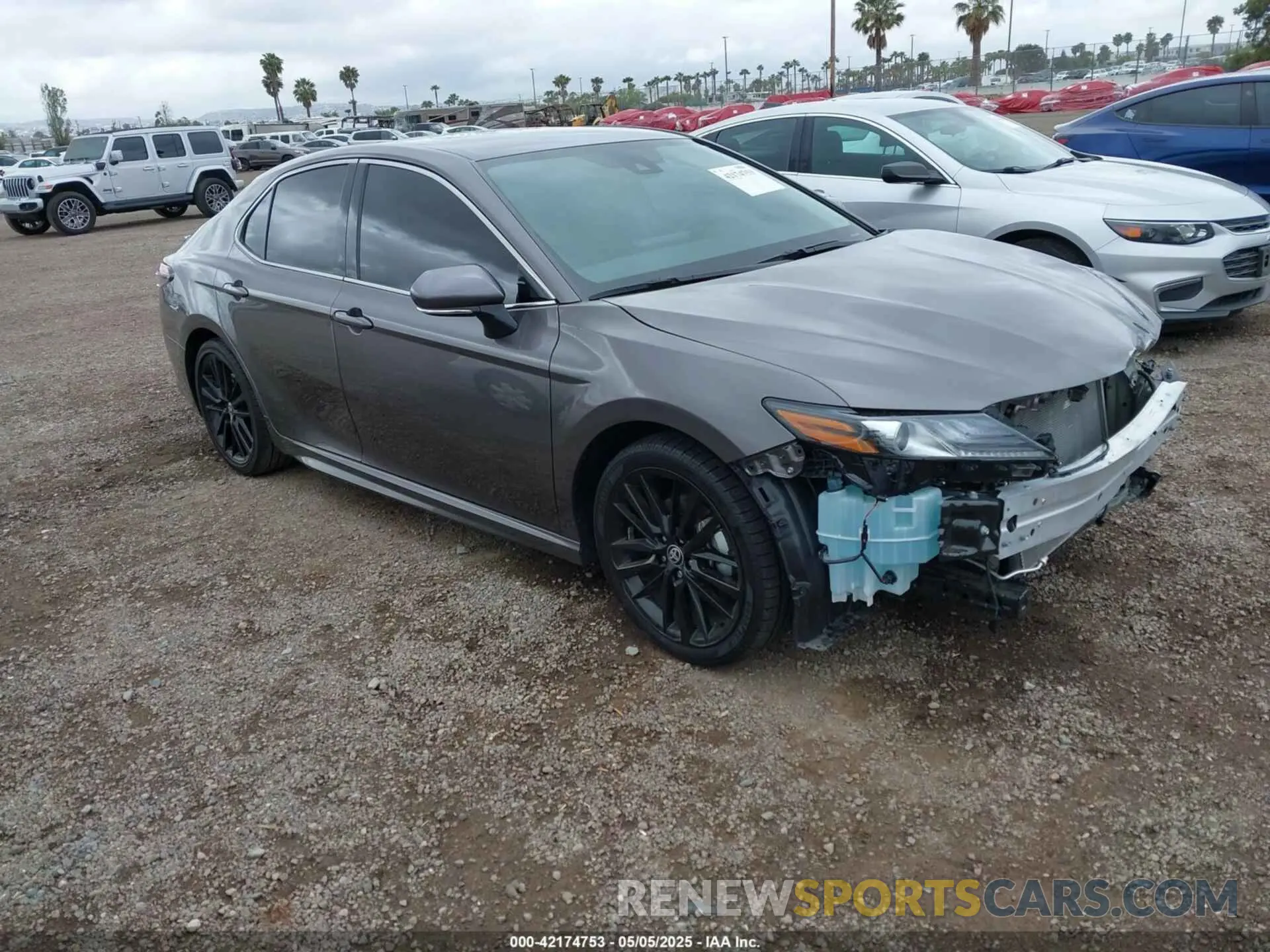 1 Photograph of a damaged car 4T1K61AKXPU791214 TOYOTA CAMRY 2023