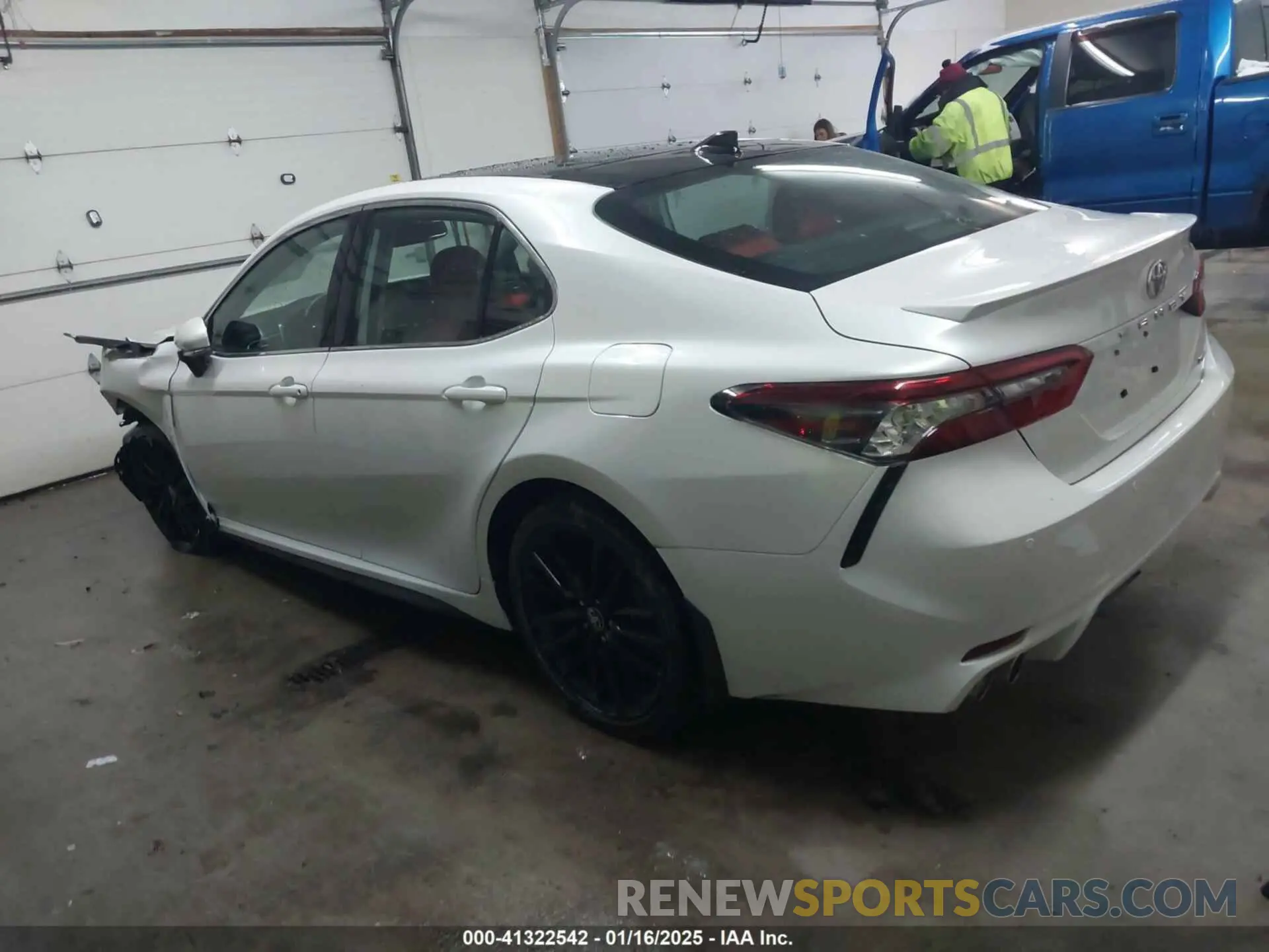 3 Photograph of a damaged car 4T1K61AKXPU793593 TOYOTA CAMRY 2023
