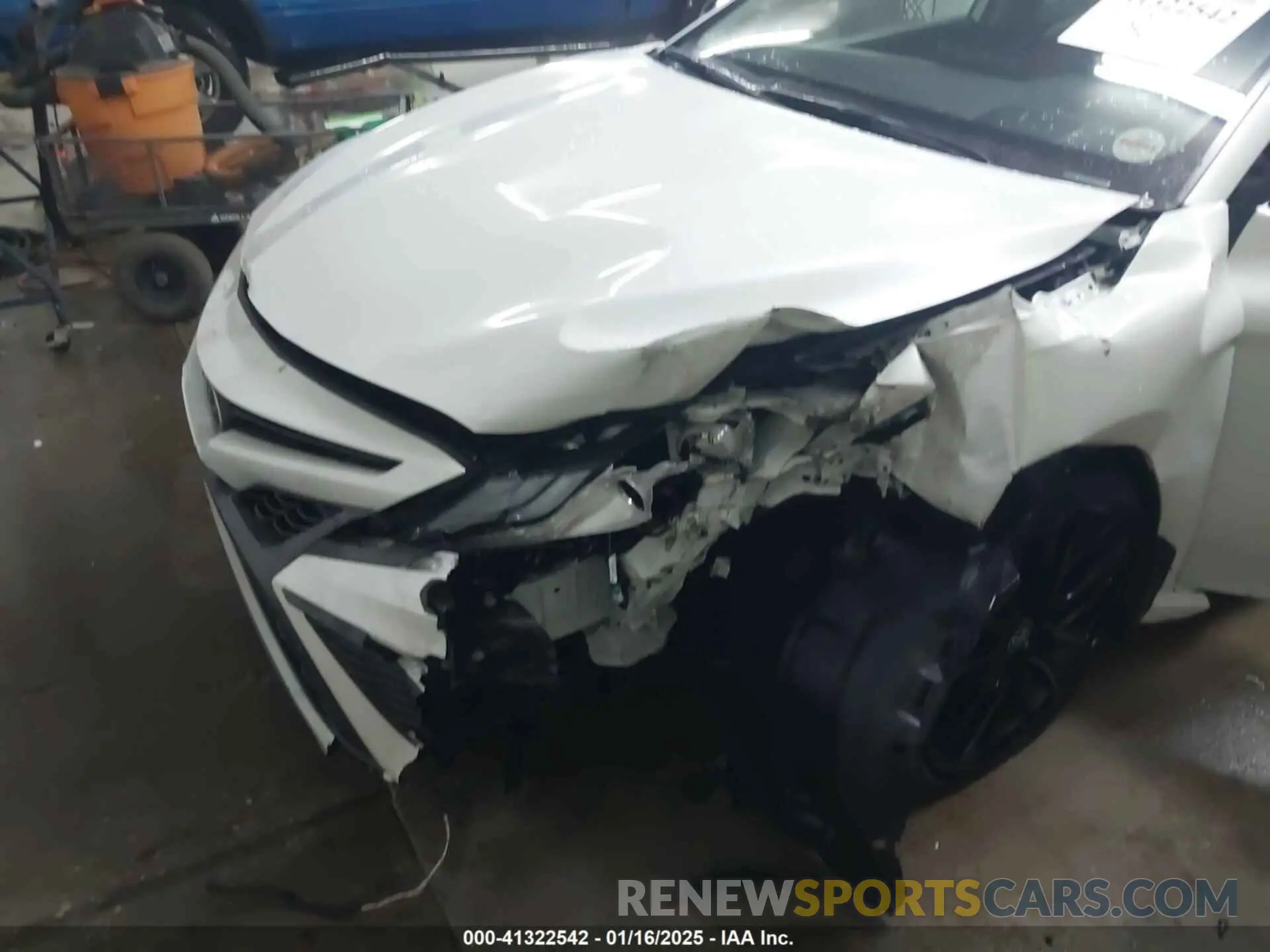 6 Photograph of a damaged car 4T1K61AKXPU793593 TOYOTA CAMRY 2023