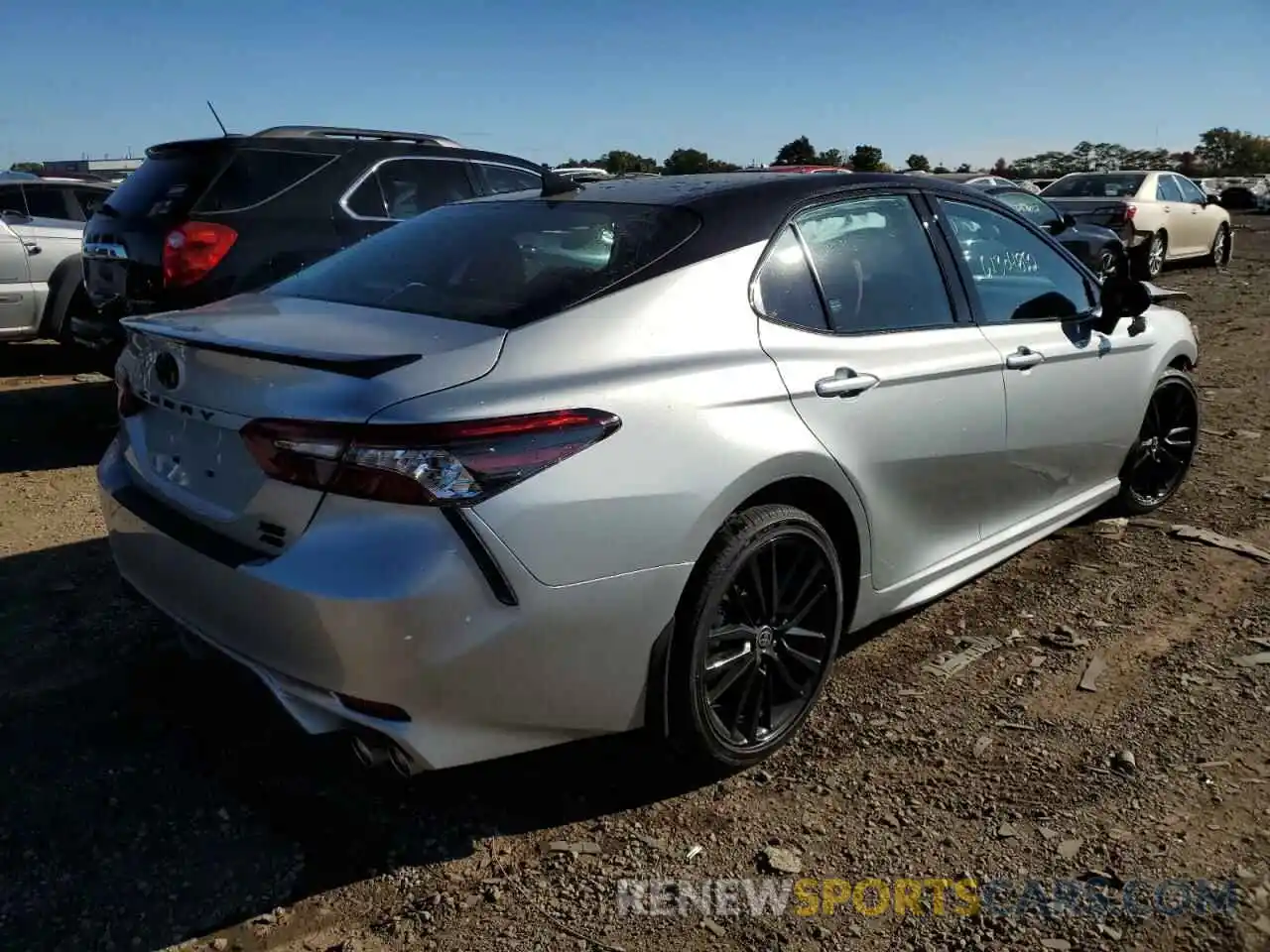 4 Photograph of a damaged car 4T1K61BK2PU075325 TOYOTA CAMRY 2023