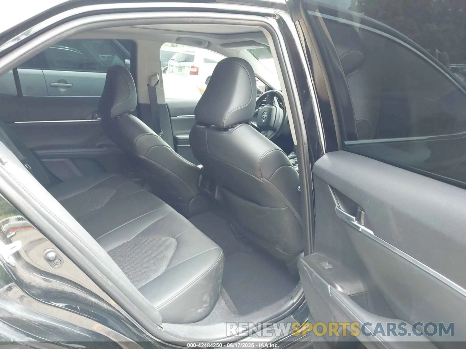 8 Photograph of a damaged car 4T1K61BK2PU088317 TOYOTA CAMRY 2023