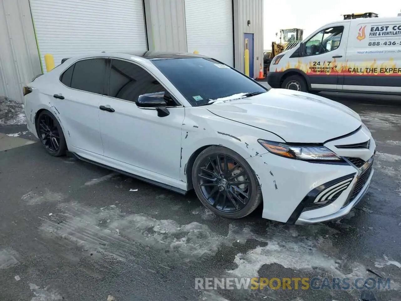 4 Photograph of a damaged car 4T1K61BK6PU095870 TOYOTA CAMRY 2023