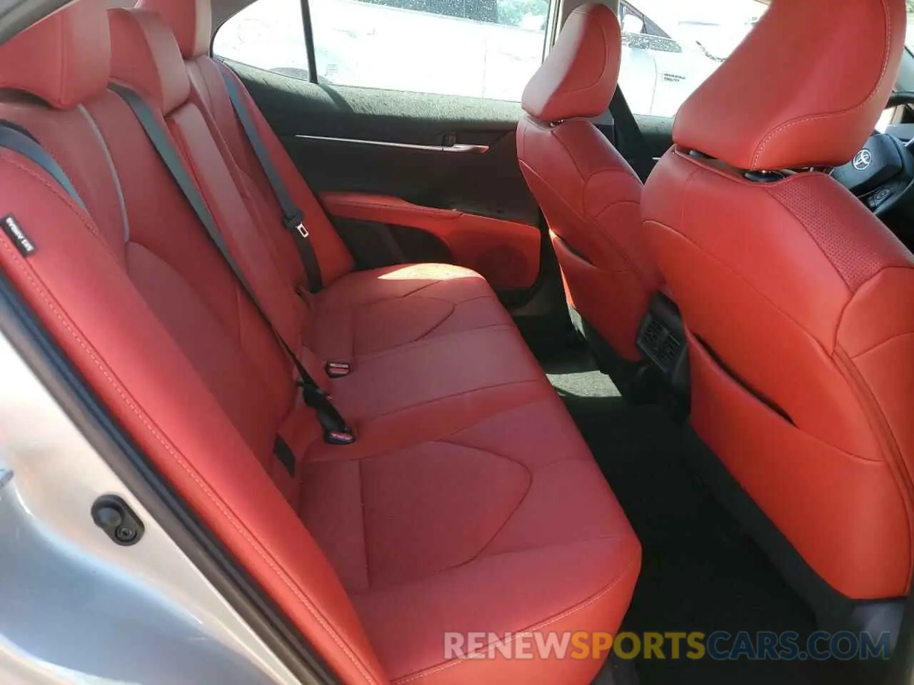 10 Photograph of a damaged car 4T1K61BK7PU089446 TOYOTA CAMRY 2023