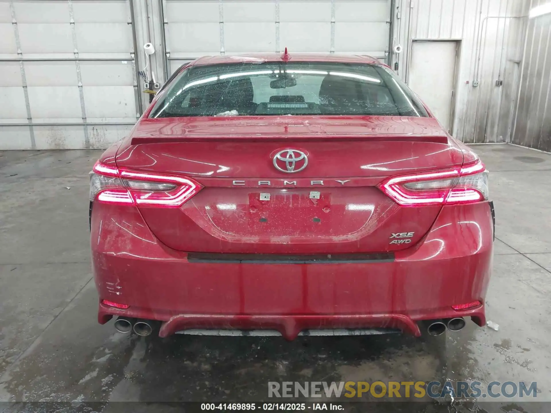 16 Photograph of a damaged car 4T1K61BK7PU100428 TOYOTA CAMRY 2023