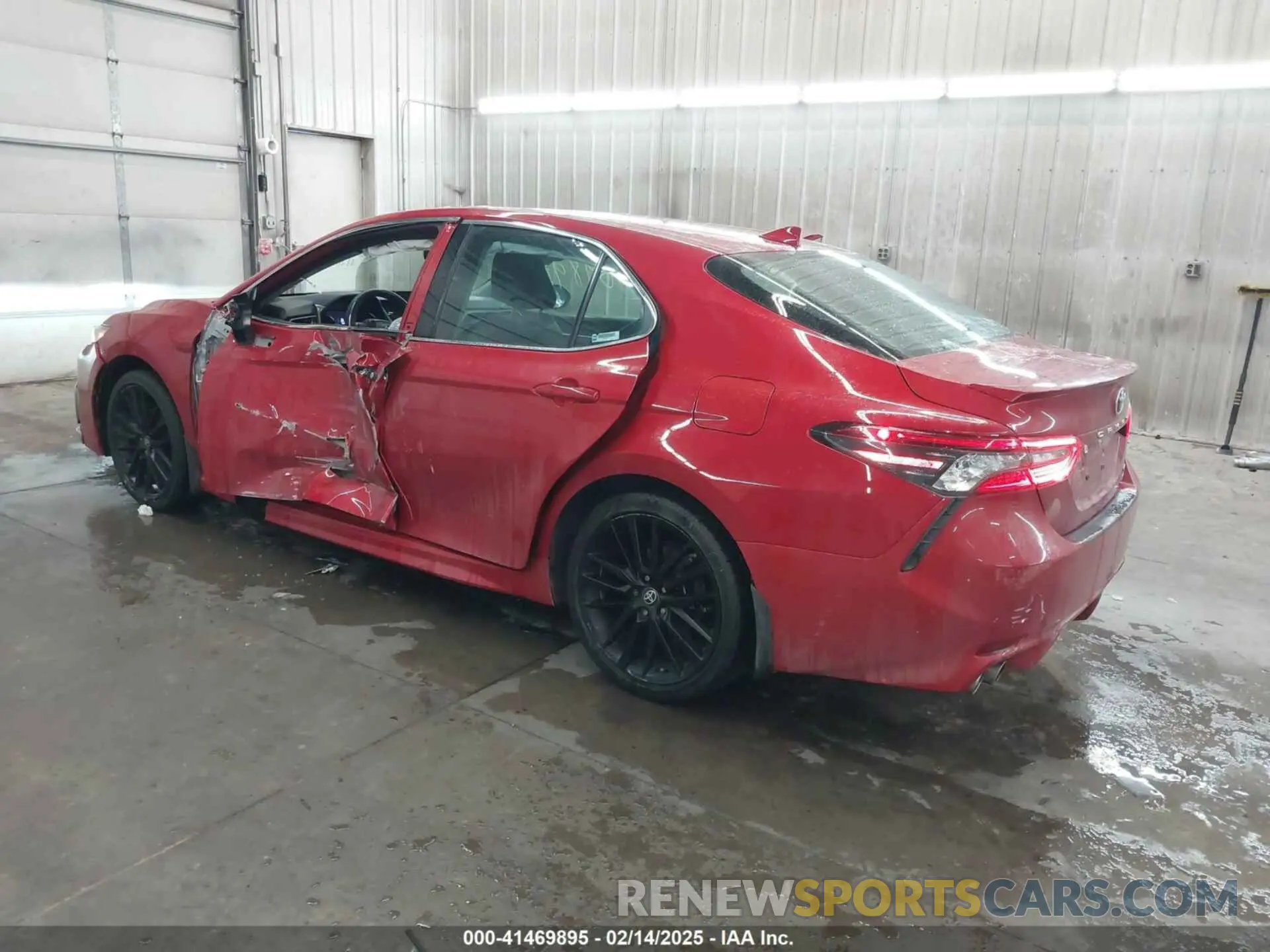 3 Photograph of a damaged car 4T1K61BK7PU100428 TOYOTA CAMRY 2023