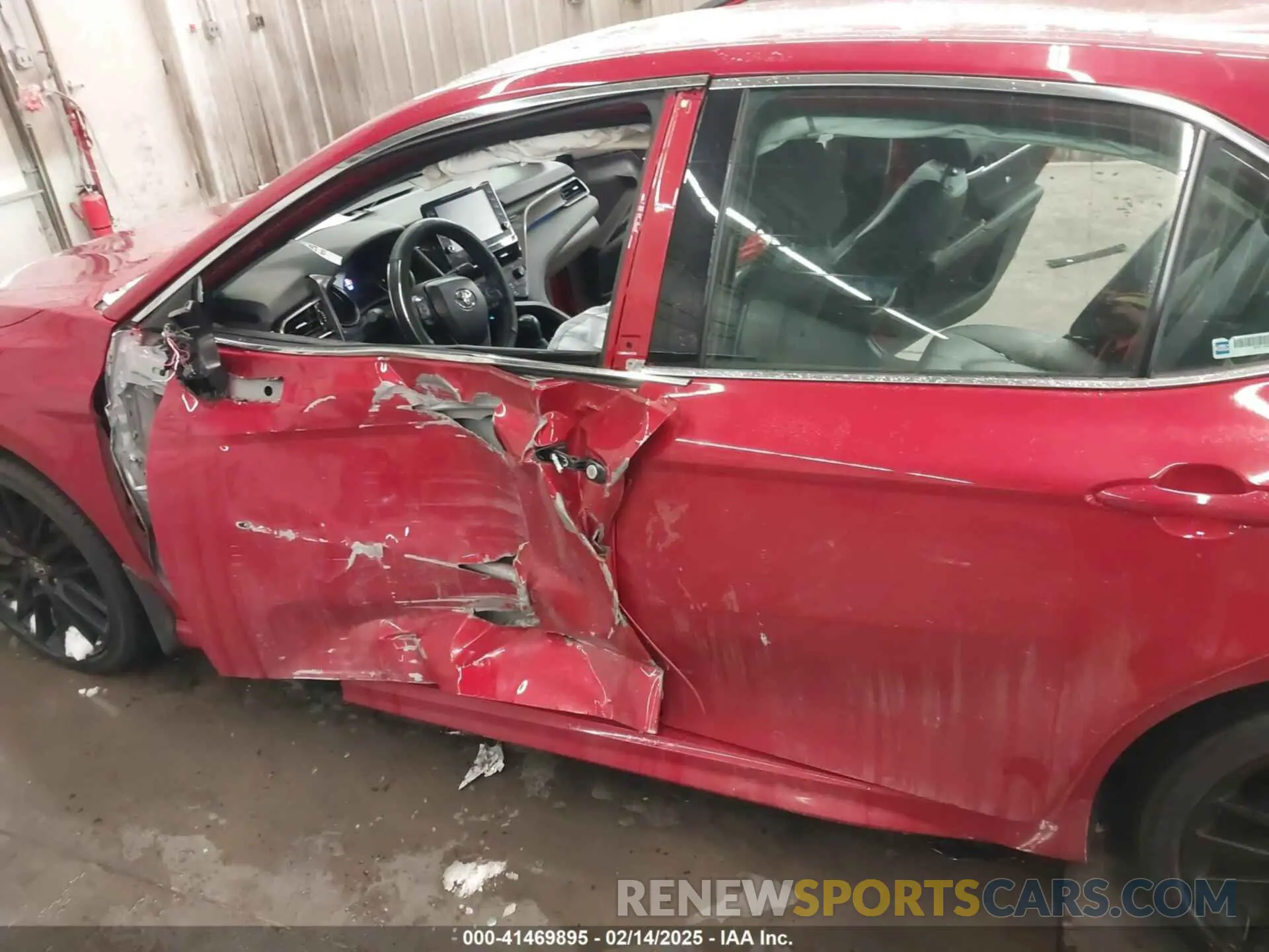 6 Photograph of a damaged car 4T1K61BK7PU100428 TOYOTA CAMRY 2023