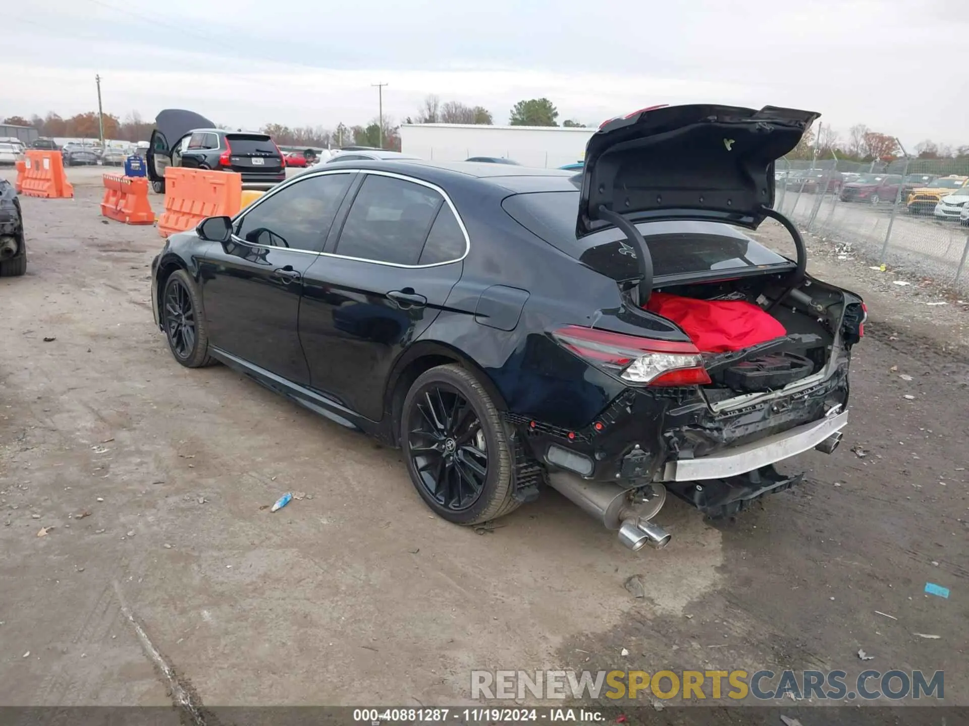 3 Photograph of a damaged car 4T1K61BK8PU106027 TOYOTA CAMRY 2023