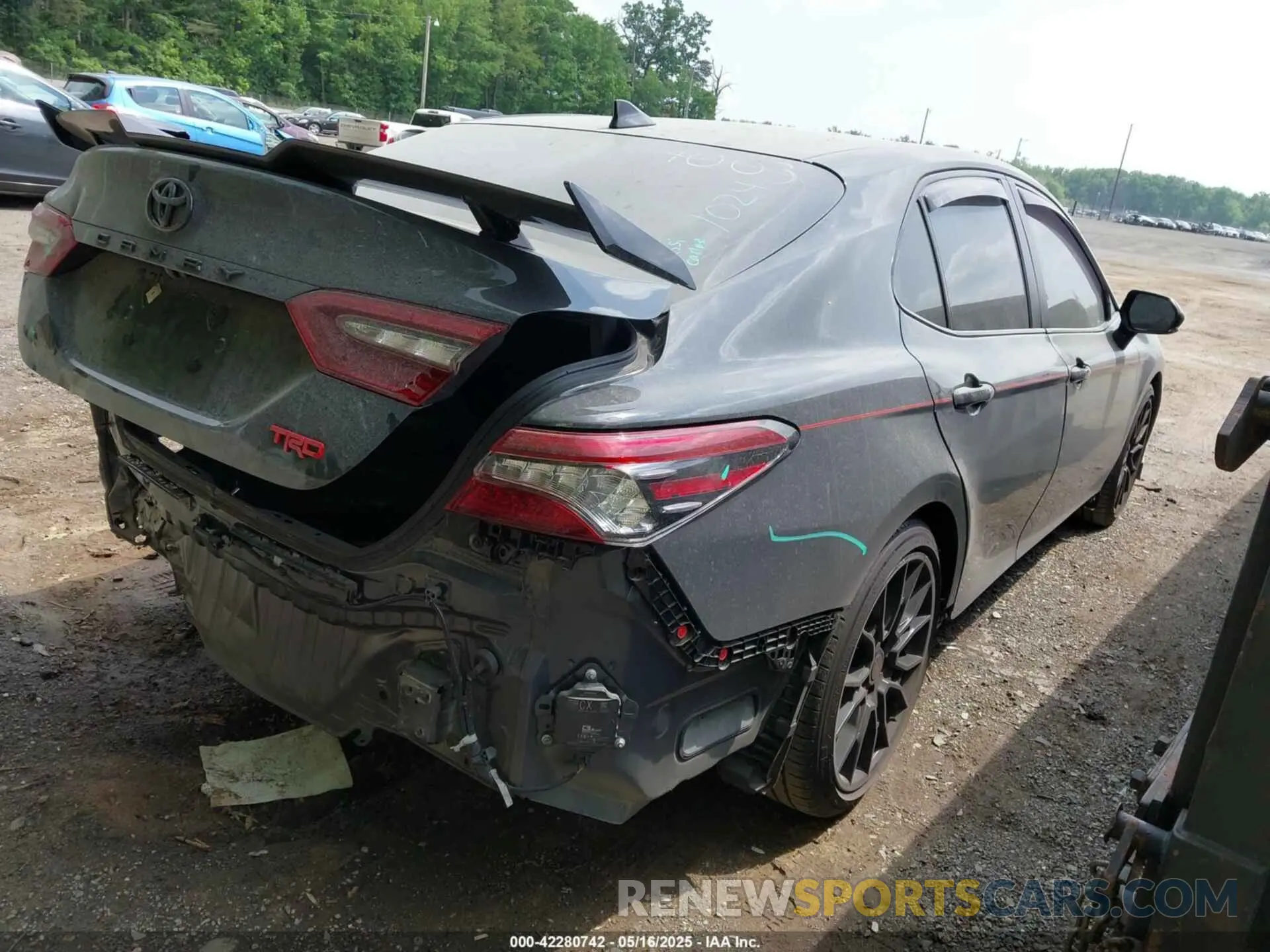 4 Photograph of a damaged car 4T1KZ1AK0PU085456 TOYOTA CAMRY 2023