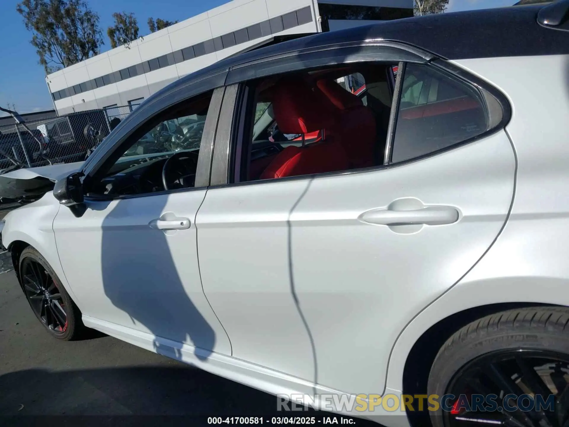 14 Photograph of a damaged car 4T1KZ1AK1PU080119 TOYOTA CAMRY 2023