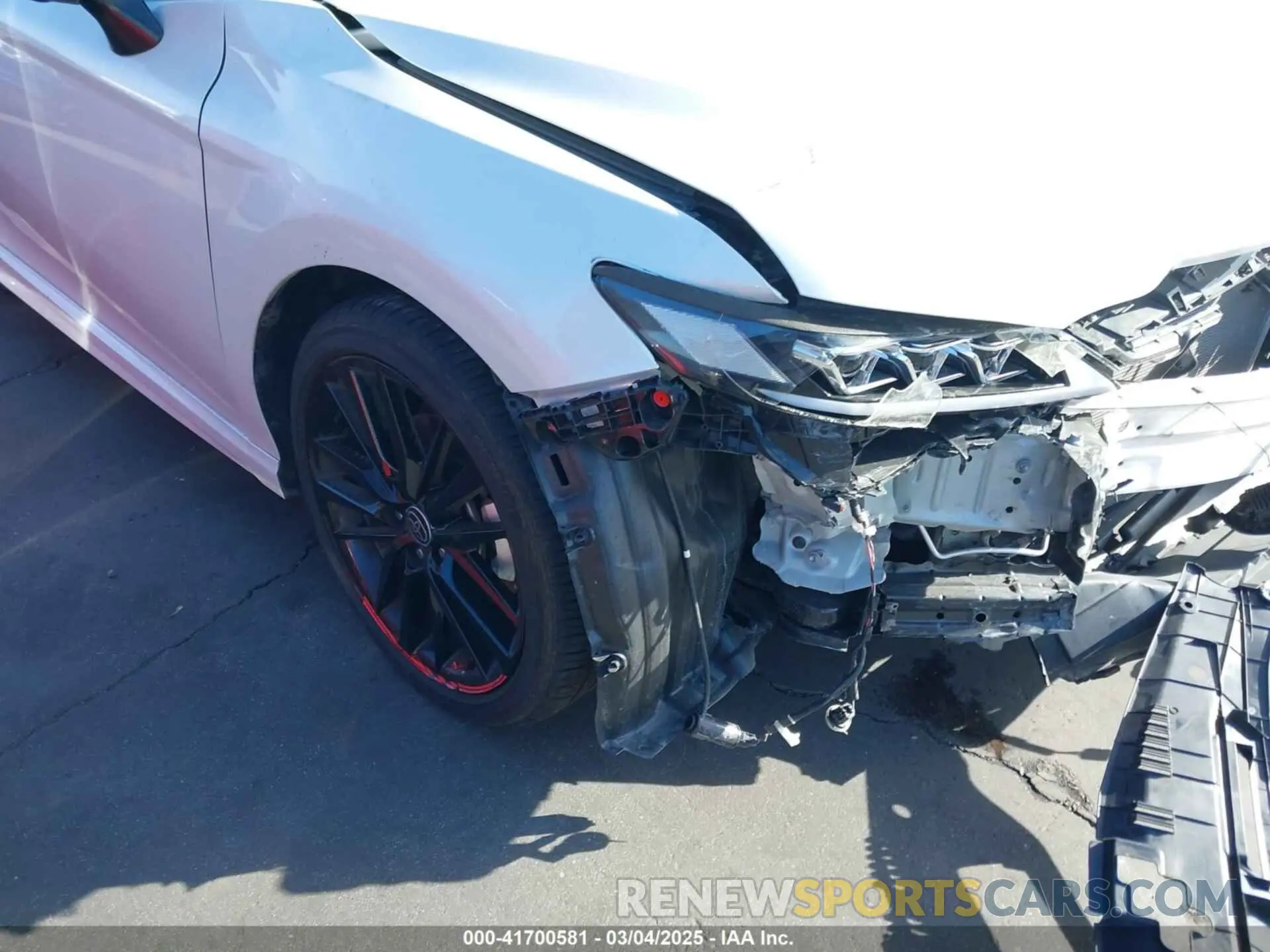 18 Photograph of a damaged car 4T1KZ1AK1PU080119 TOYOTA CAMRY 2023