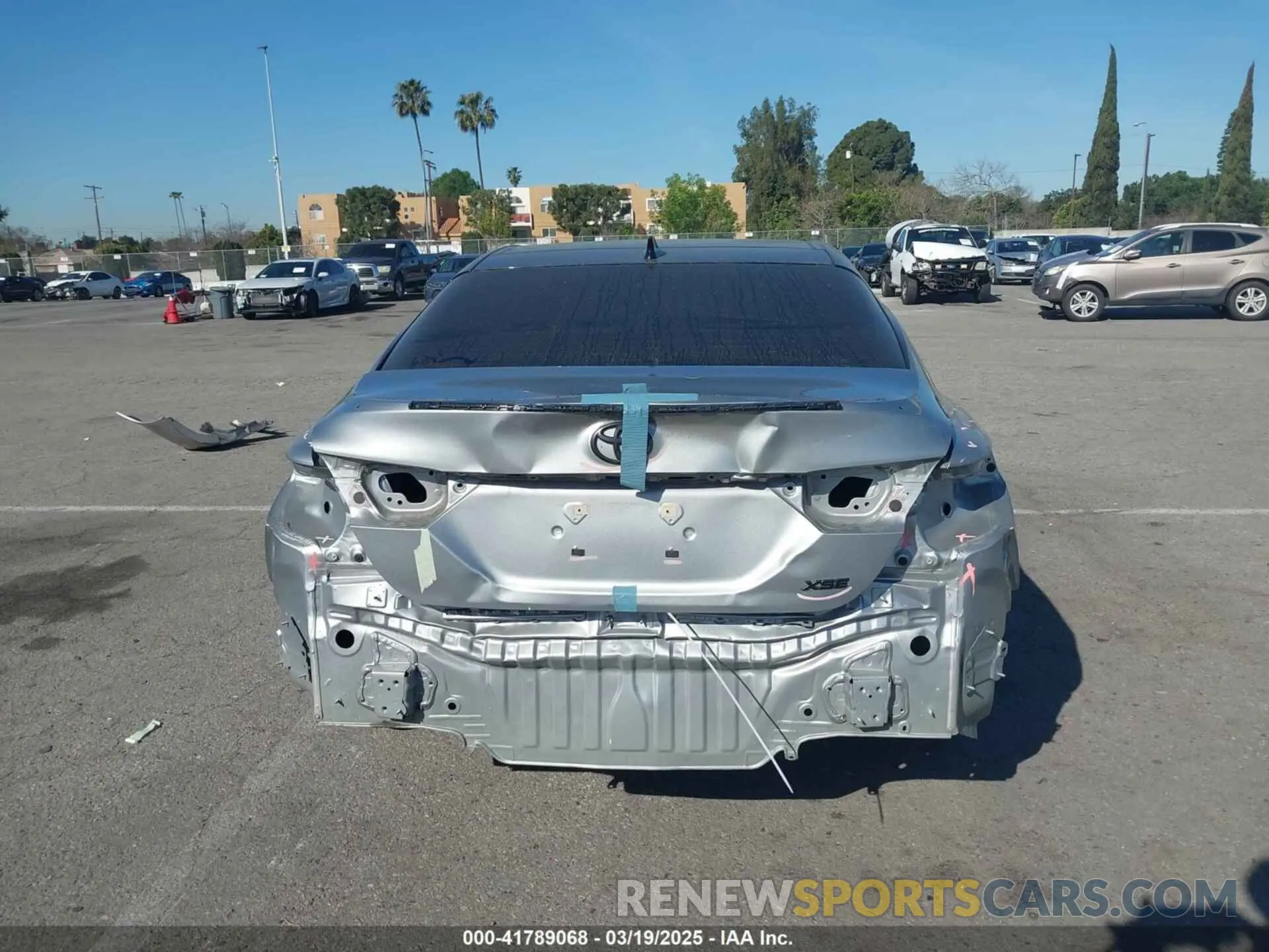 17 Photograph of a damaged car 4T1KZ1AK1PU081240 TOYOTA CAMRY 2023
