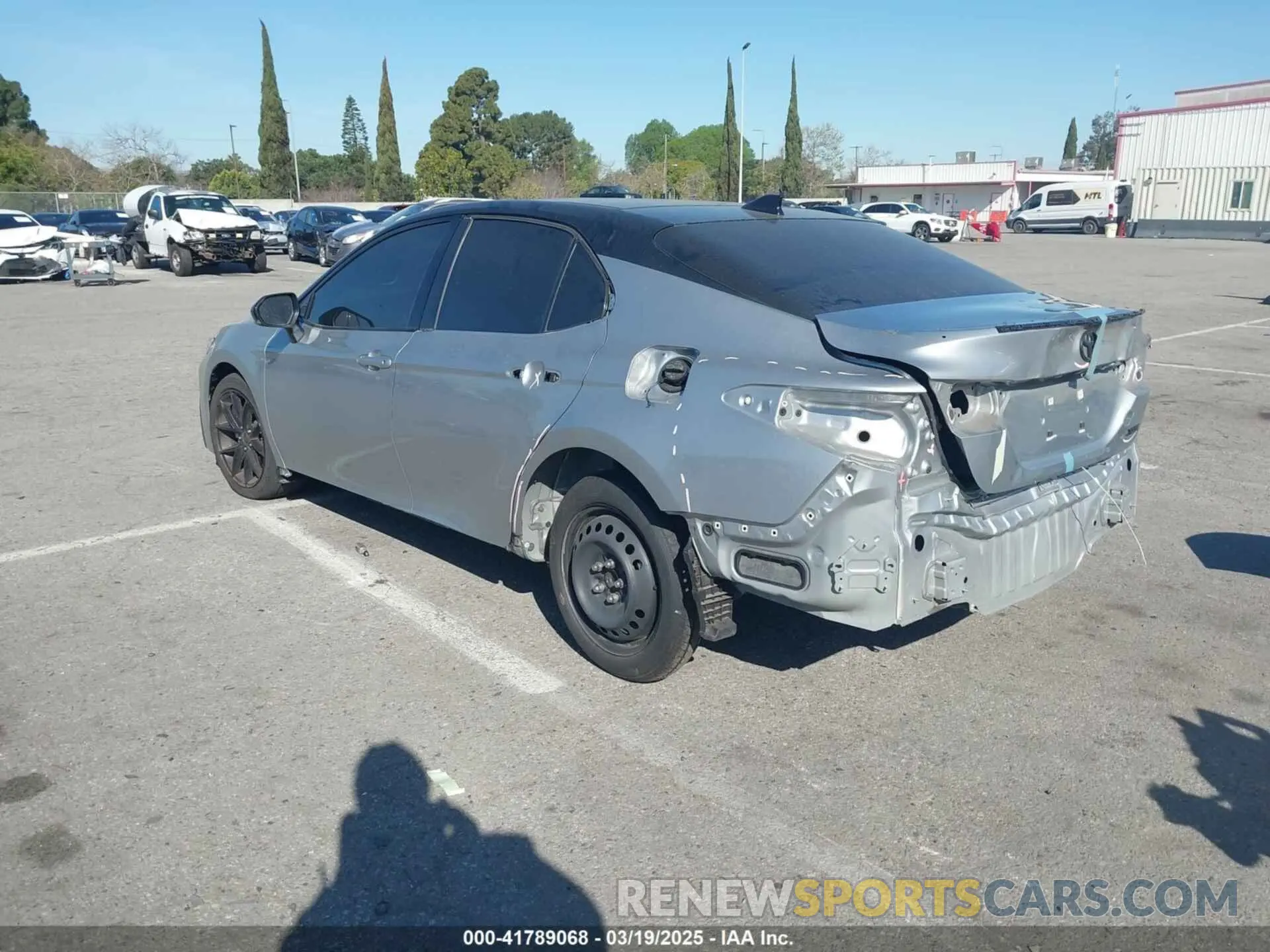 3 Photograph of a damaged car 4T1KZ1AK1PU081240 TOYOTA CAMRY 2023