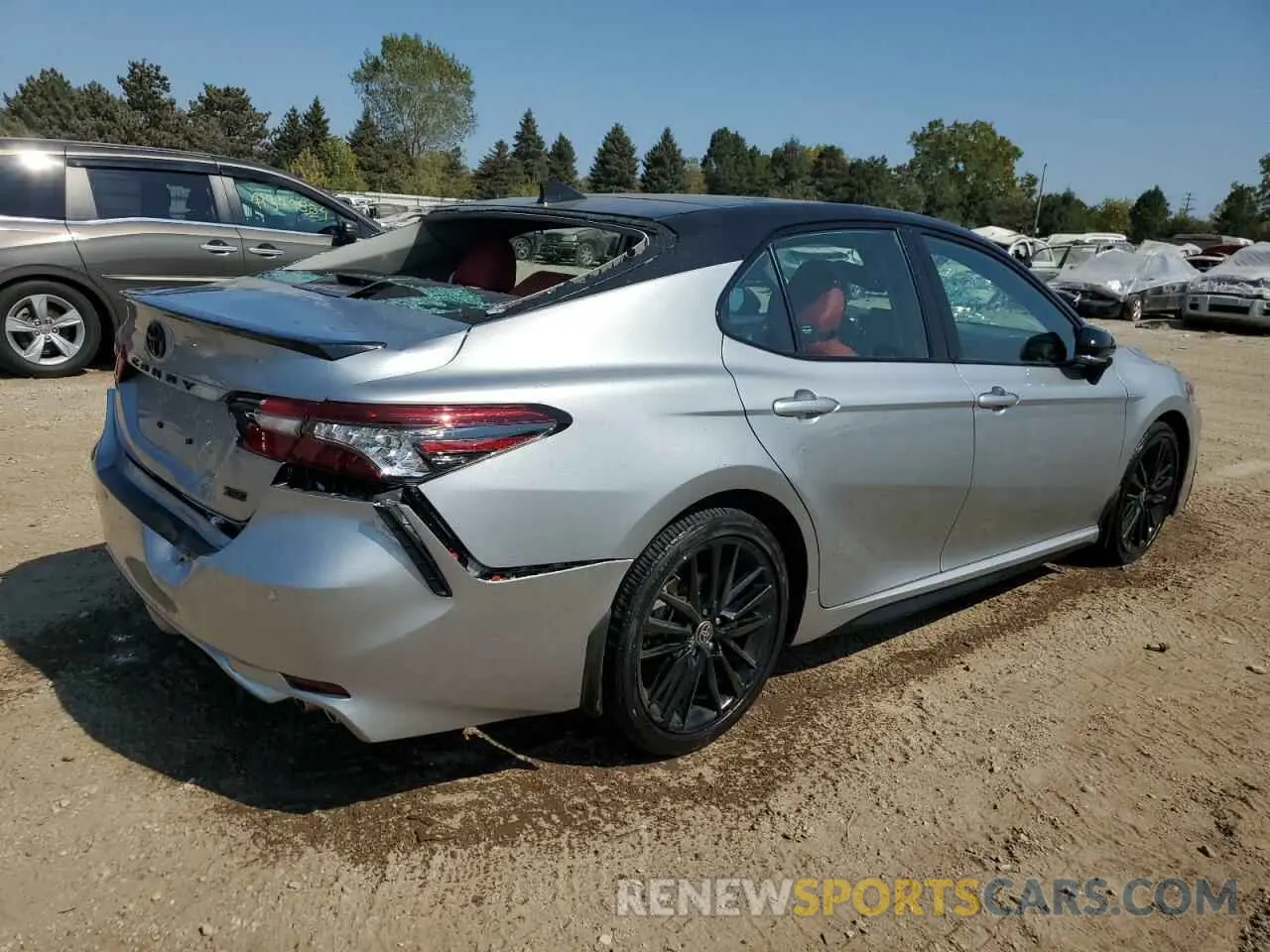 3 Photograph of a damaged car 4T1KZ1AK2PU078055 TOYOTA CAMRY 2023