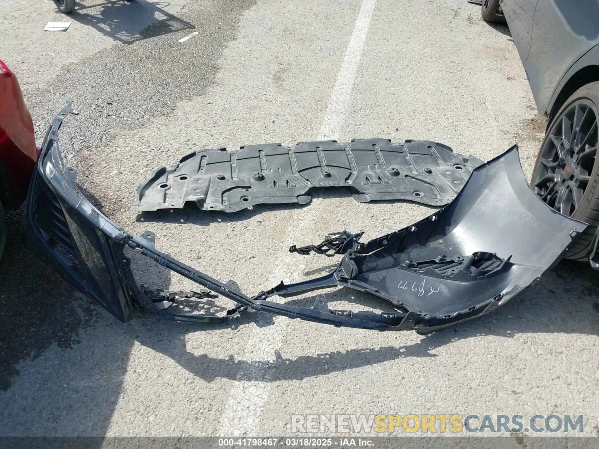 18 Photograph of a damaged car 4T1KZ1AK2PU081490 TOYOTA CAMRY 2023