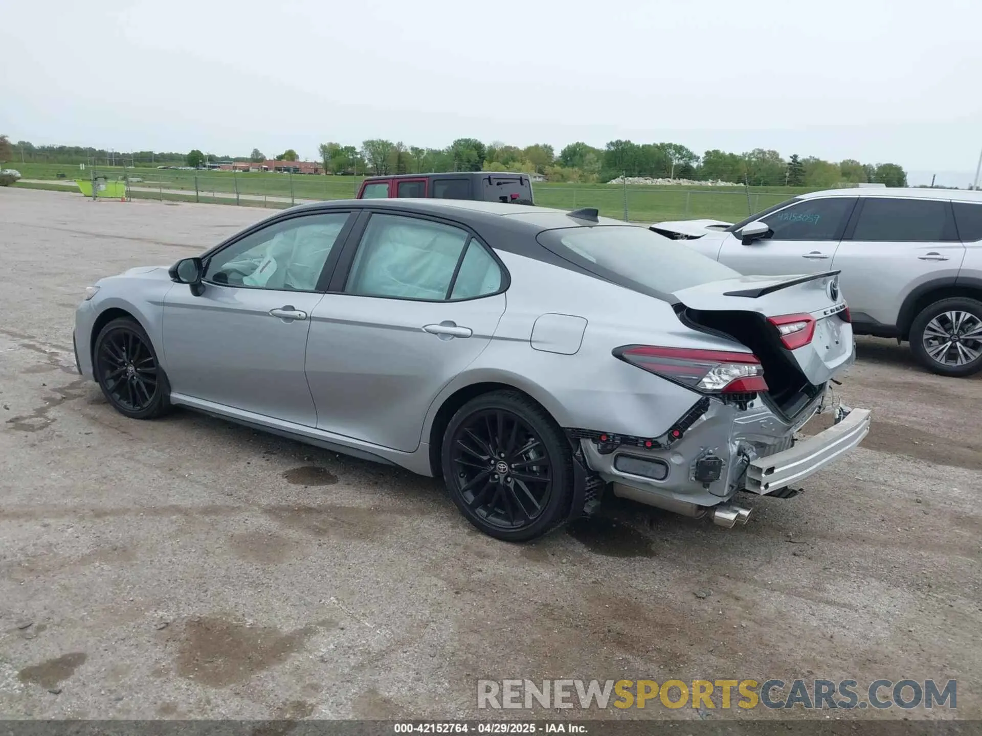 3 Photograph of a damaged car 4T1KZ1AK2PU082946 TOYOTA CAMRY 2023