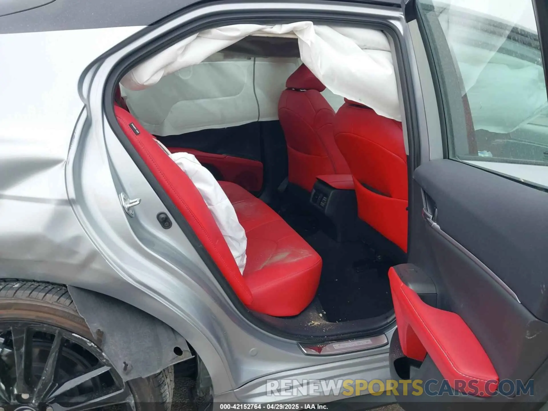 8 Photograph of a damaged car 4T1KZ1AK2PU082946 TOYOTA CAMRY 2023