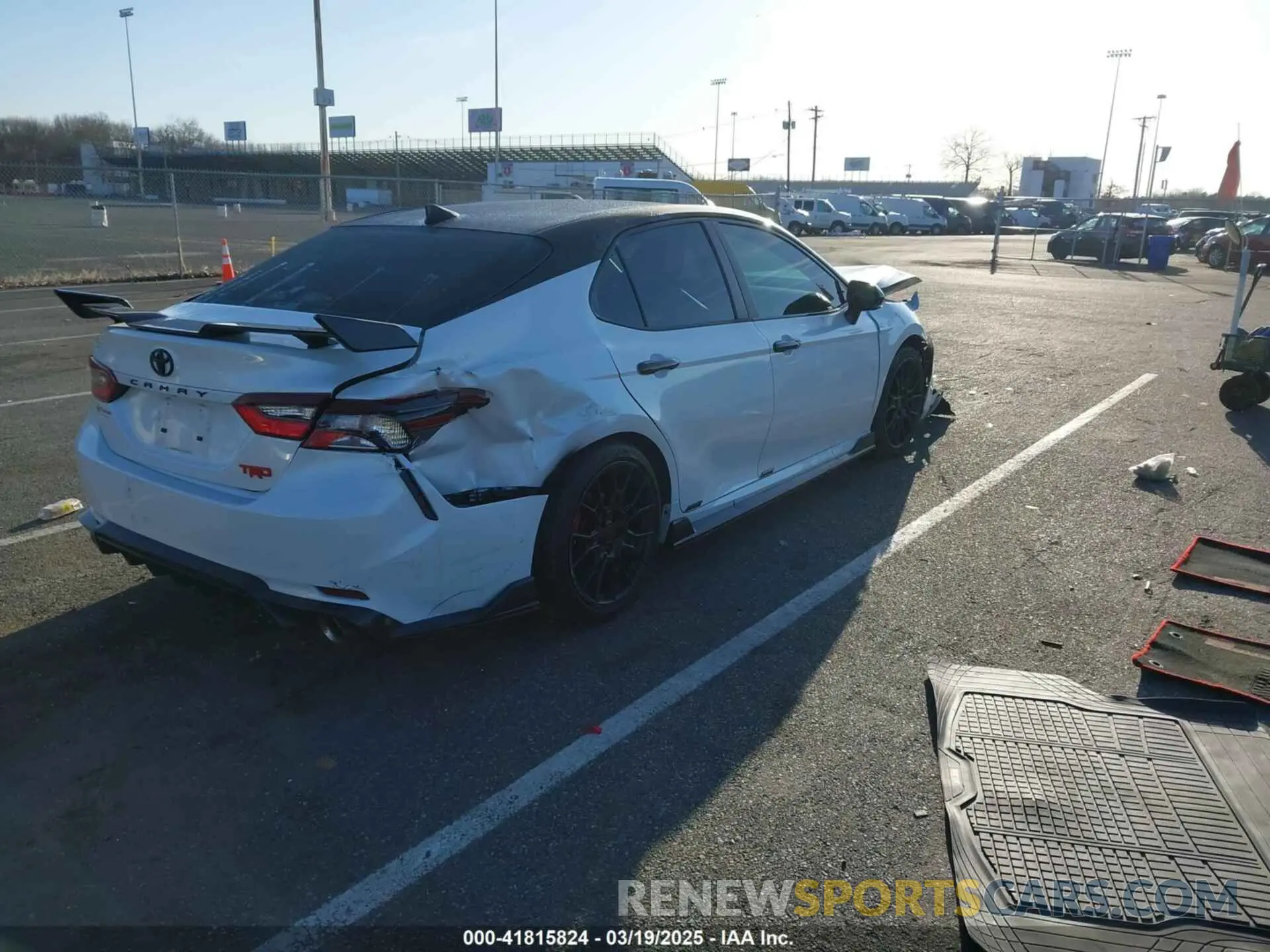4 Photograph of a damaged car 4T1KZ1AK3PU072748 TOYOTA CAMRY 2023