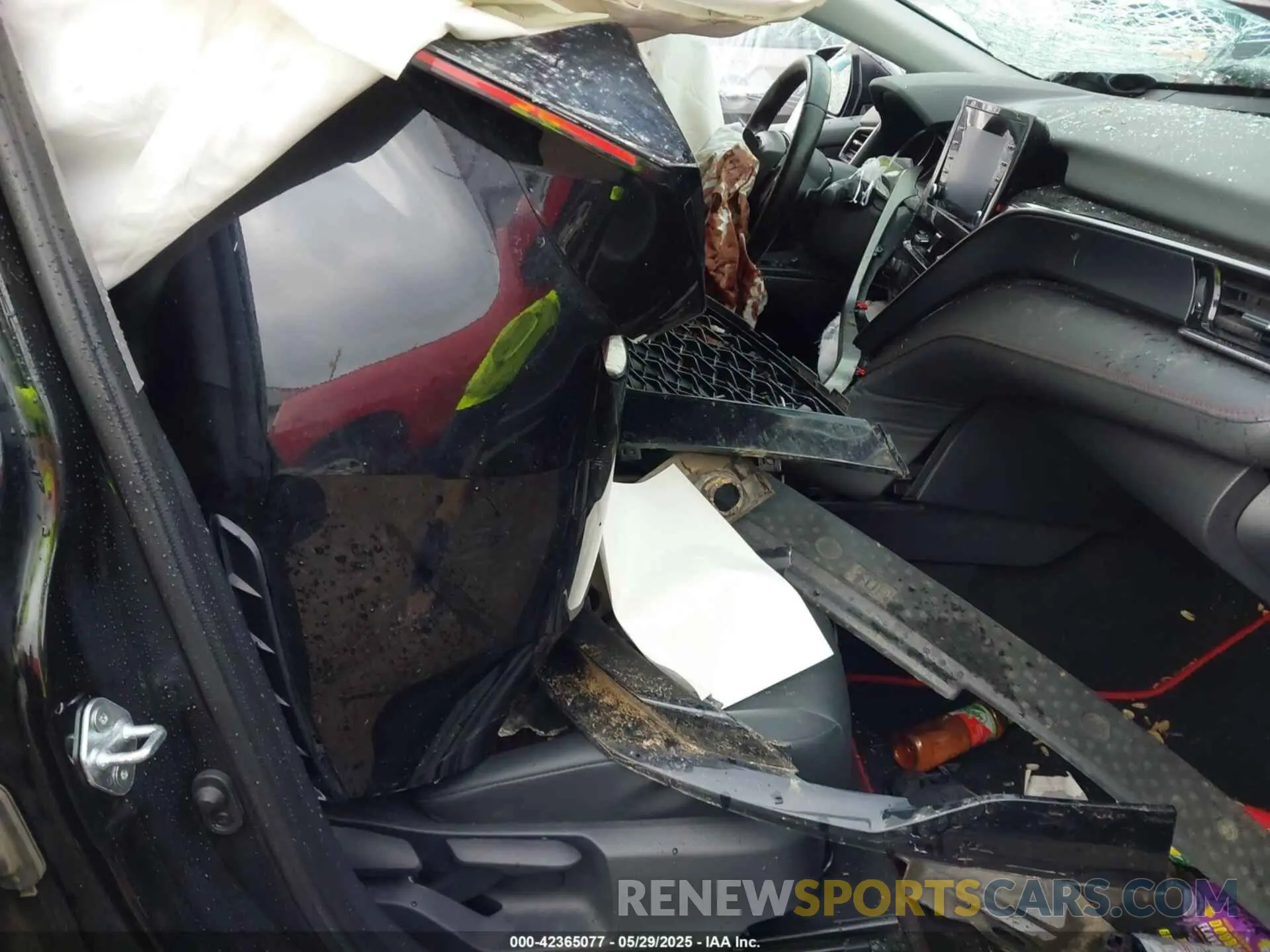 5 Photograph of a damaged car 4T1KZ1AK3PU086505 TOYOTA CAMRY 2023