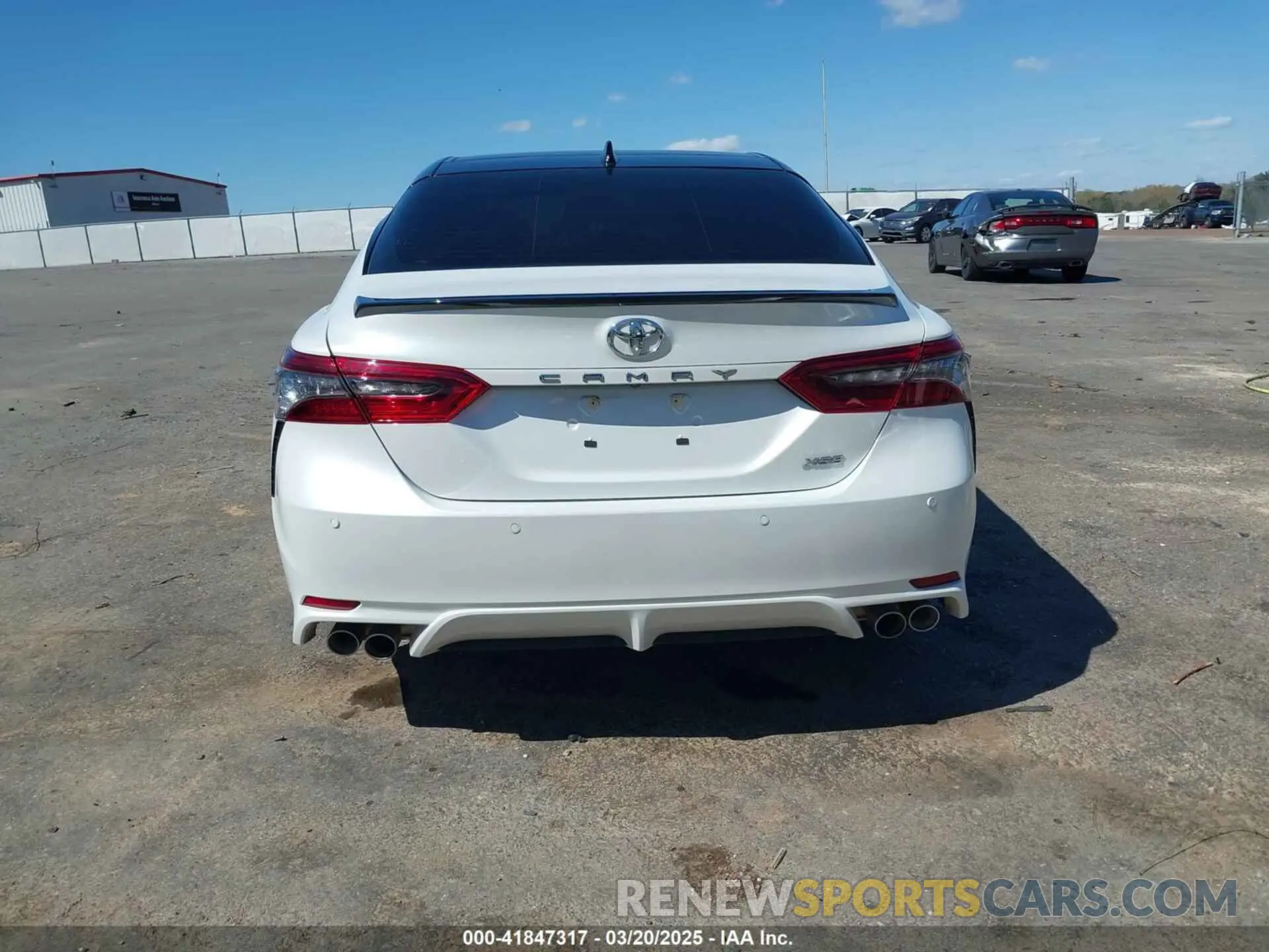 17 Photograph of a damaged car 4T1KZ1AK6PU077393 TOYOTA CAMRY 2023
