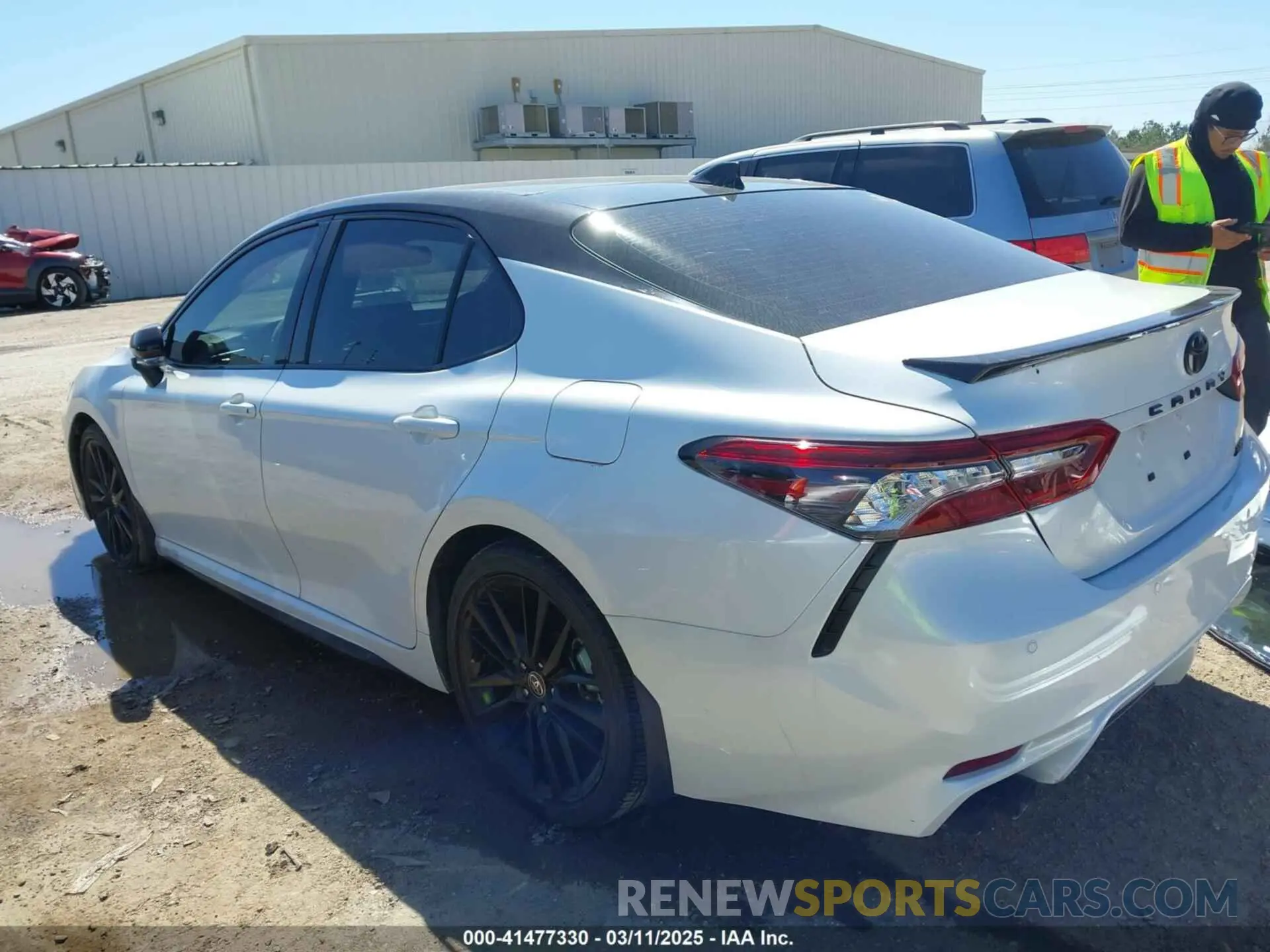3 Photograph of a damaged car 4T1KZ1AK7PU076284 TOYOTA CAMRY 2023