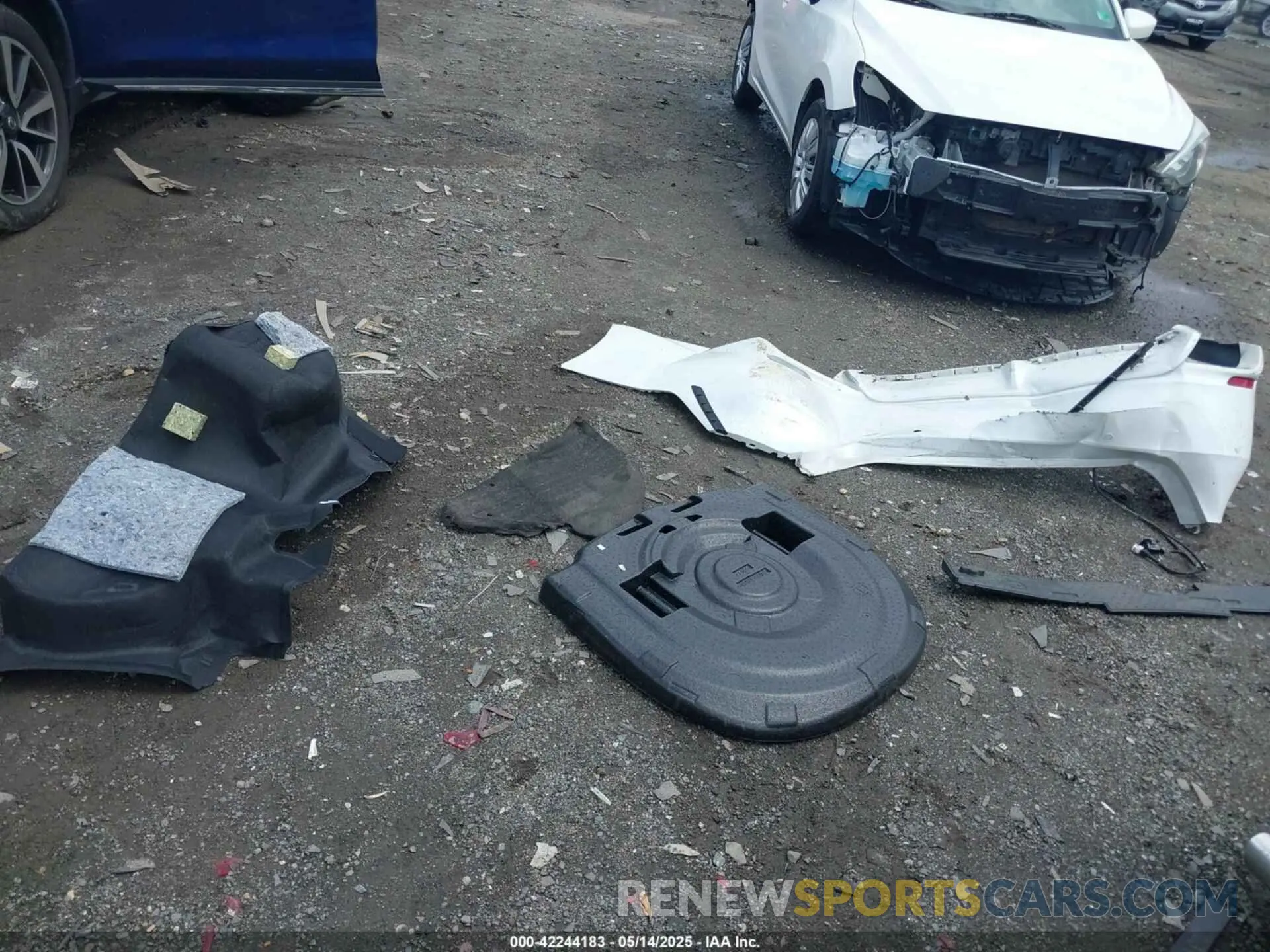 12 Photograph of a damaged car 4T1KZ1AK8PU073362 TOYOTA CAMRY 2023