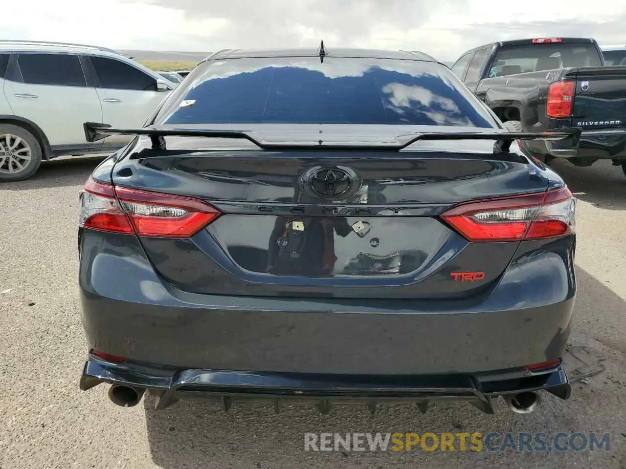 6 Photograph of a damaged car 4T1KZ1AK8PU085334 TOYOTA CAMRY 2023
