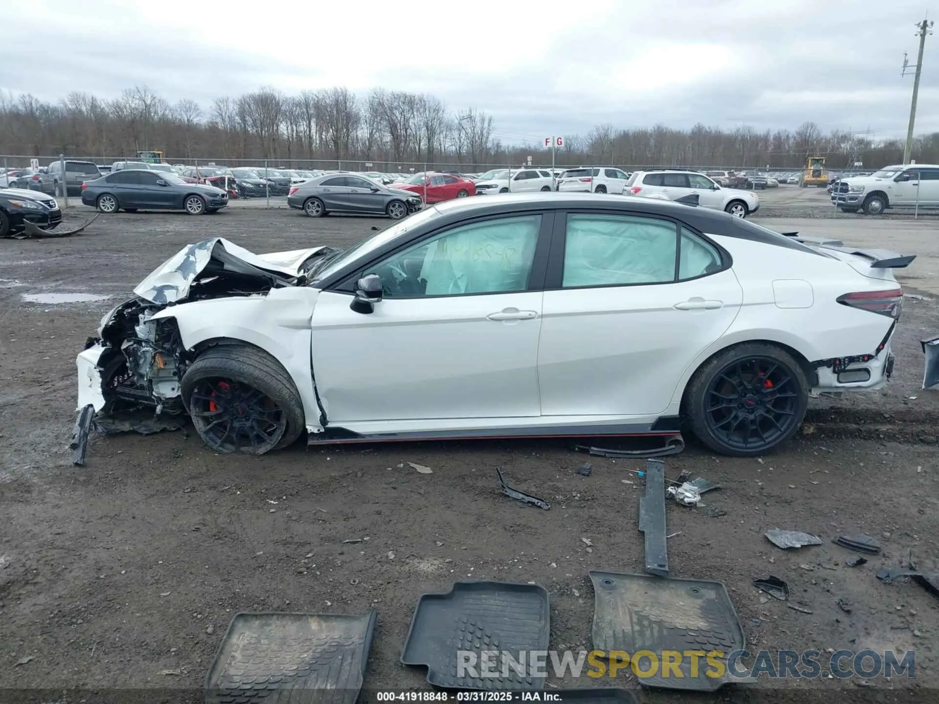 15 Photograph of a damaged car 4T1KZ1AK9PU075153 TOYOTA CAMRY 2023