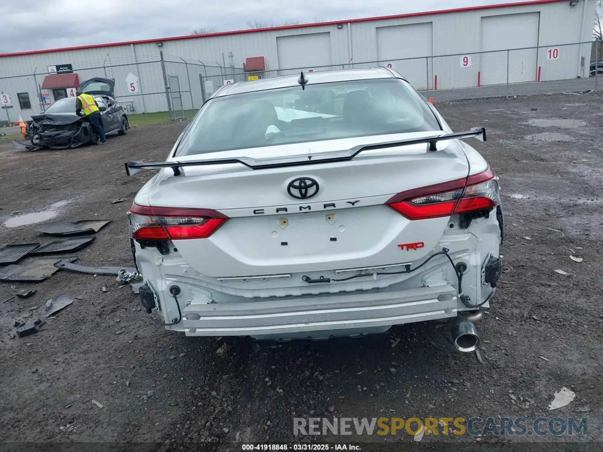 17 Photograph of a damaged car 4T1KZ1AK9PU075153 TOYOTA CAMRY 2023