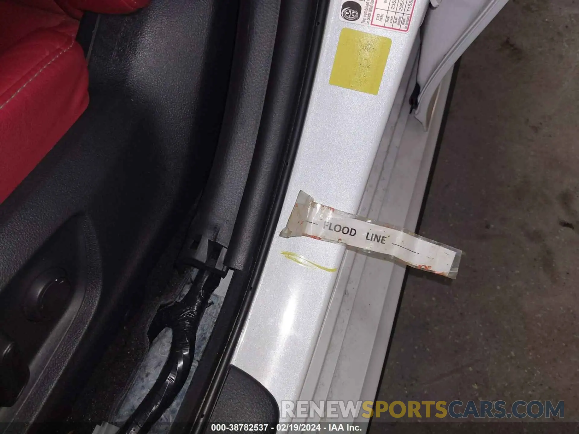 6 Photograph of a damaged car 4T1KZ1AK9PU076755 TOYOTA CAMRY 2023