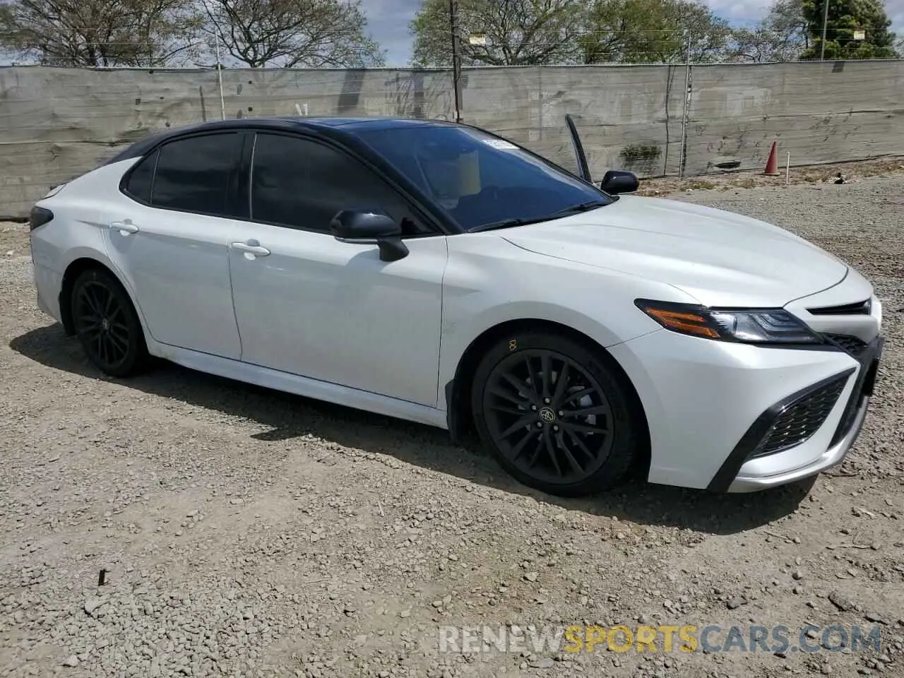 4 Photograph of a damaged car 4T1KZ1AK9PU078635 TOYOTA CAMRY 2023