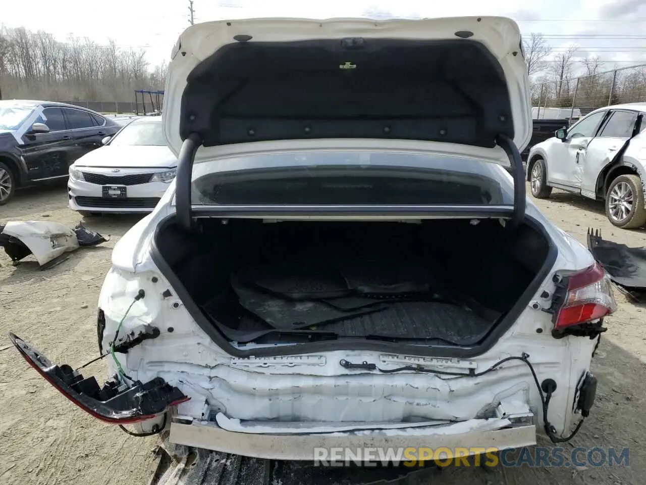 6 Photograph of a damaged car 4T1R11AK0PU819423 TOYOTA CAMRY 2023