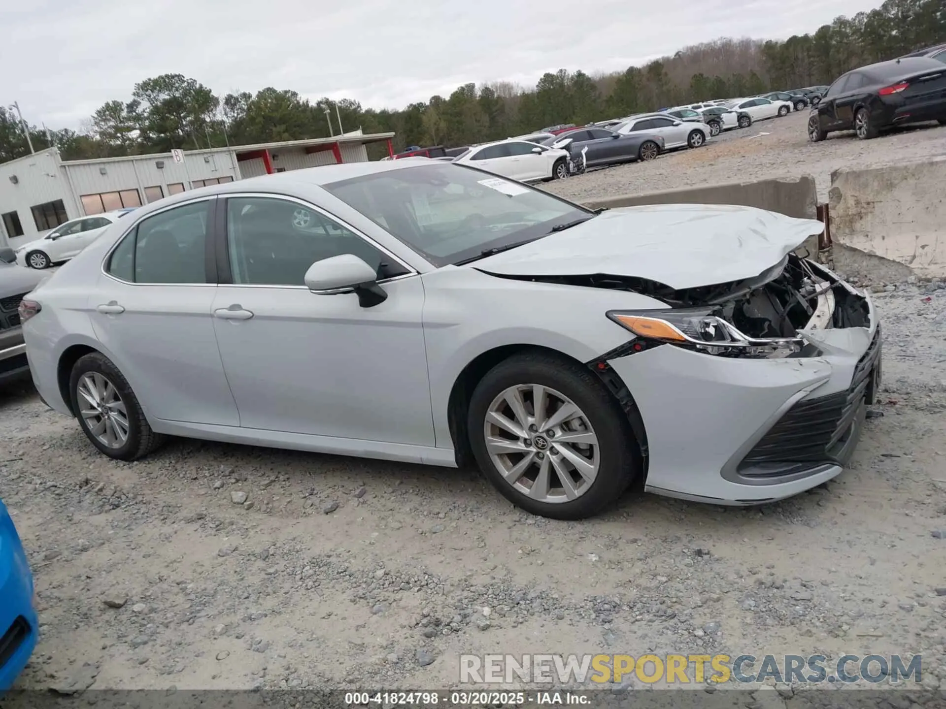 13 Photograph of a damaged car 4T1R11AK2PU098196 TOYOTA CAMRY 2023