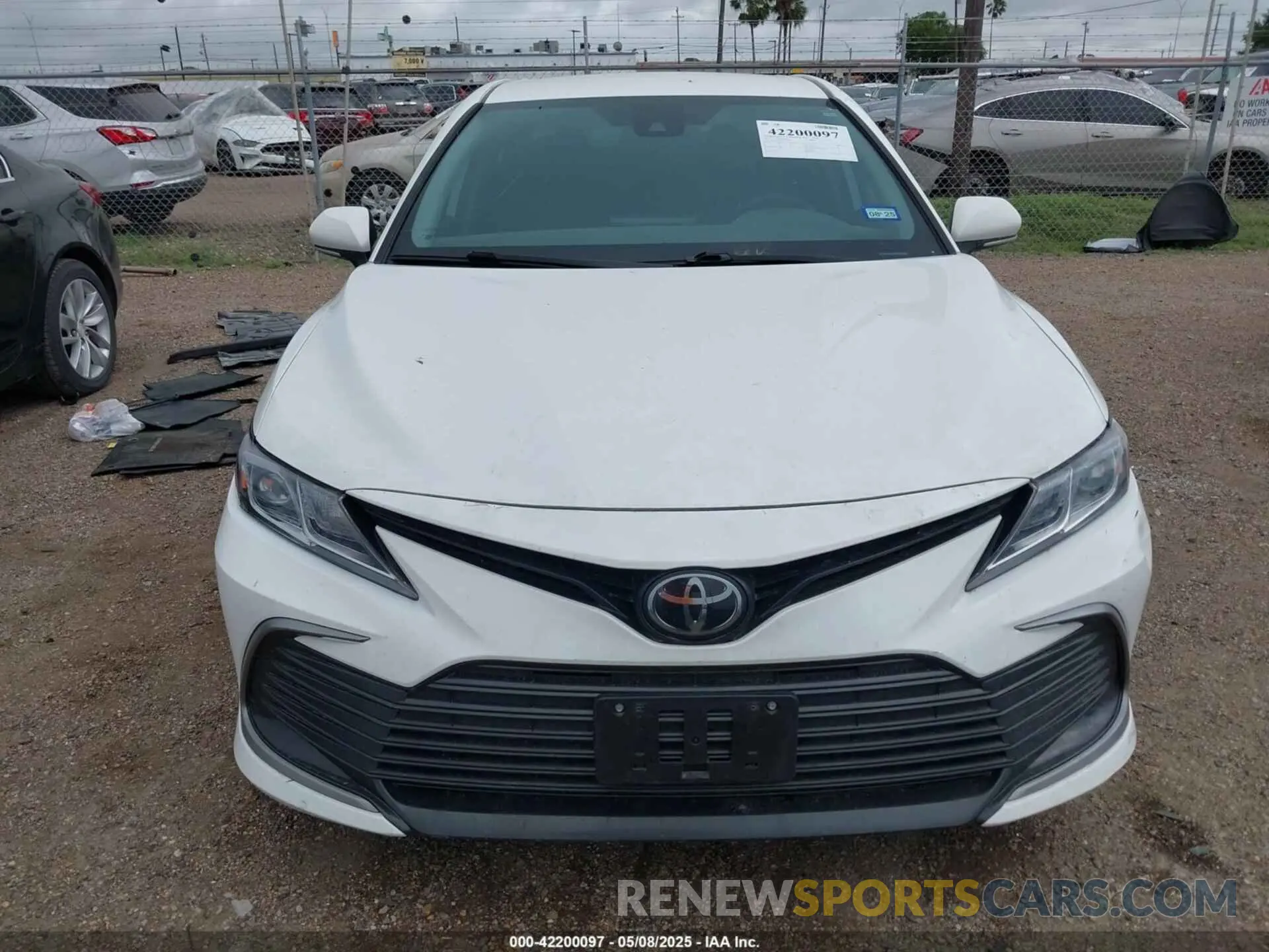 6 Photograph of a damaged car 4T1R11AK2PU737127 TOYOTA CAMRY 2023