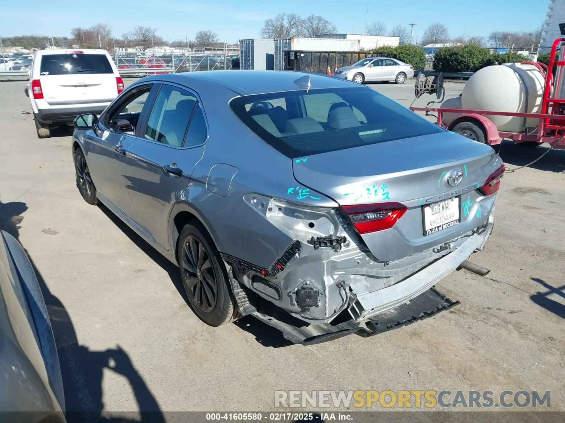 3 Photograph of a damaged car 4T1R11AK3PU743079 TOYOTA CAMRY 2023
