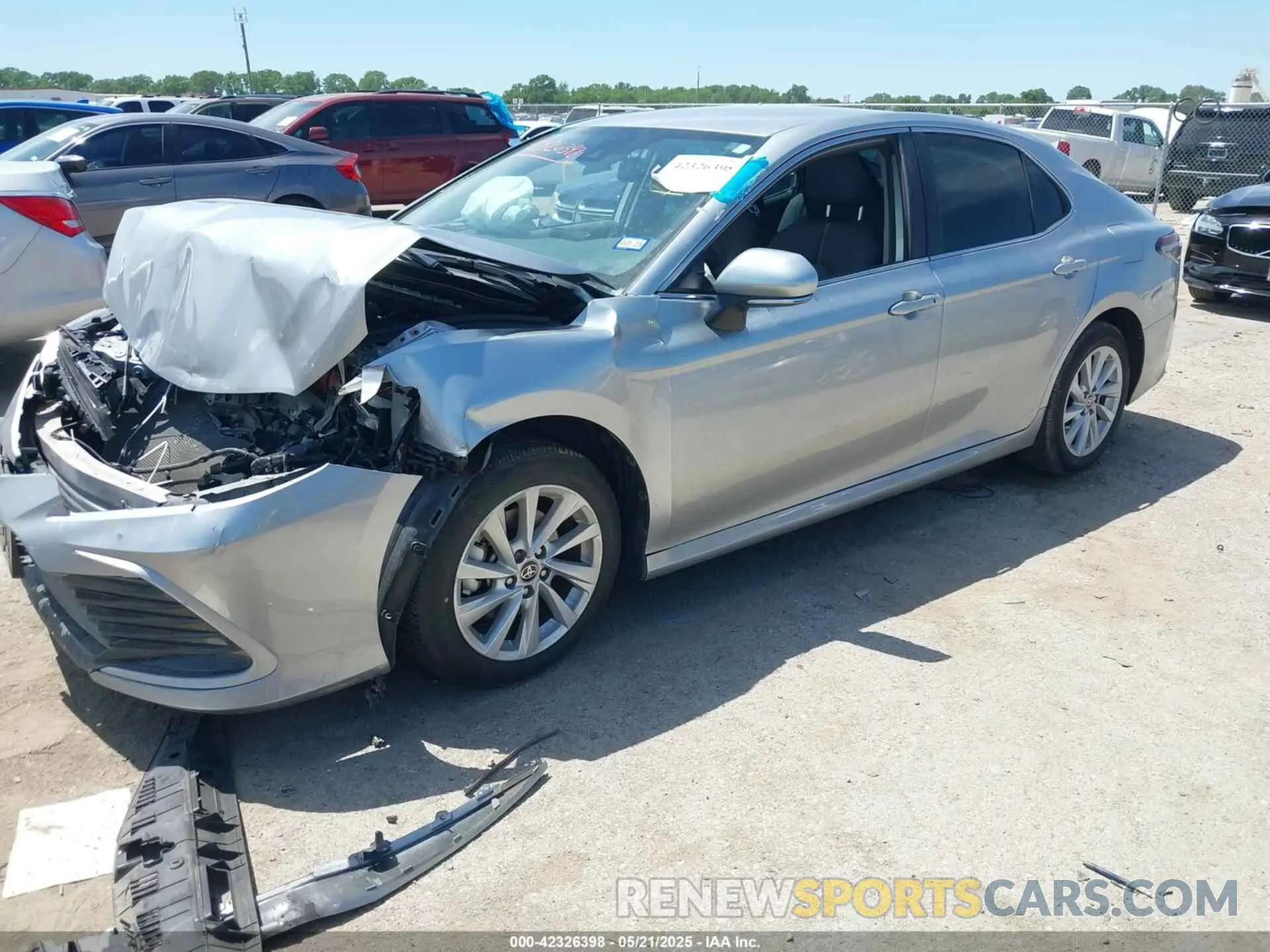 2 Photograph of a damaged car 4T1R11AK3PU800638 TOYOTA CAMRY 2023