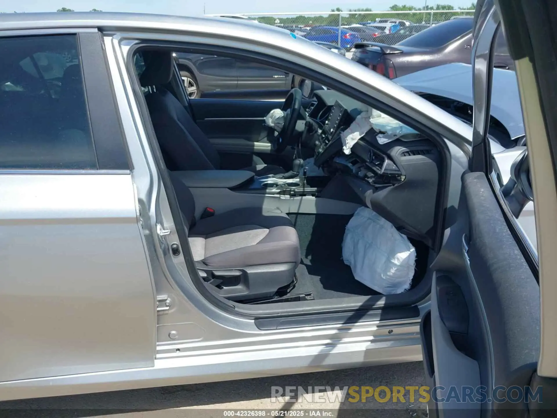 5 Photograph of a damaged car 4T1R11AK3PU800638 TOYOTA CAMRY 2023