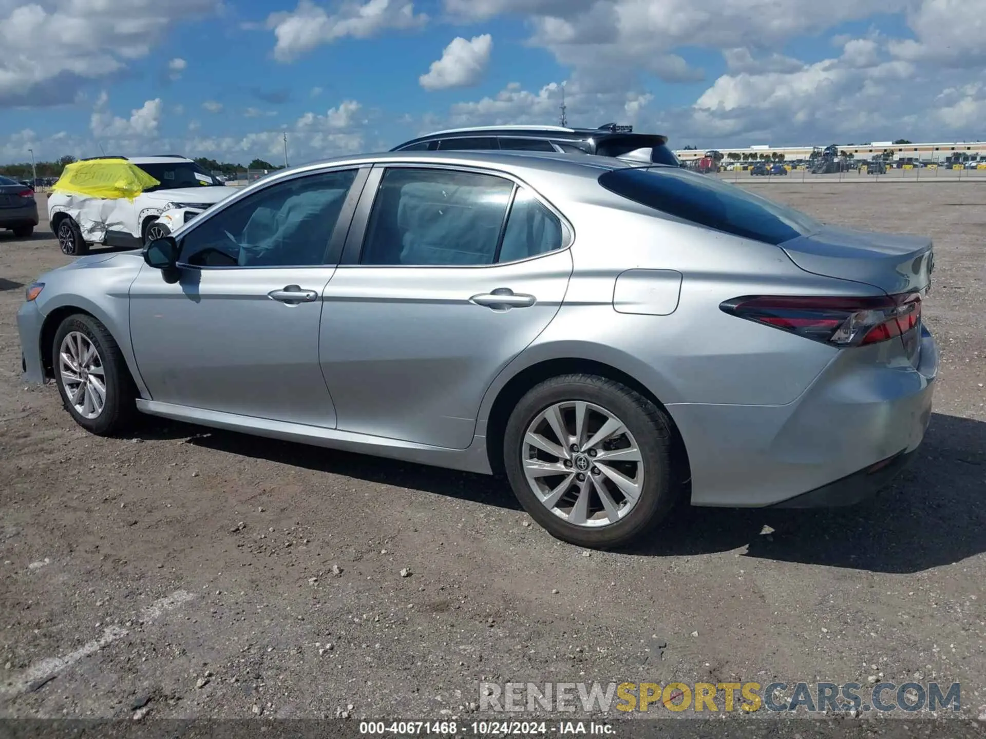 3 Photograph of a damaged car 4T1R11AK4PU102538 TOYOTA CAMRY 2023