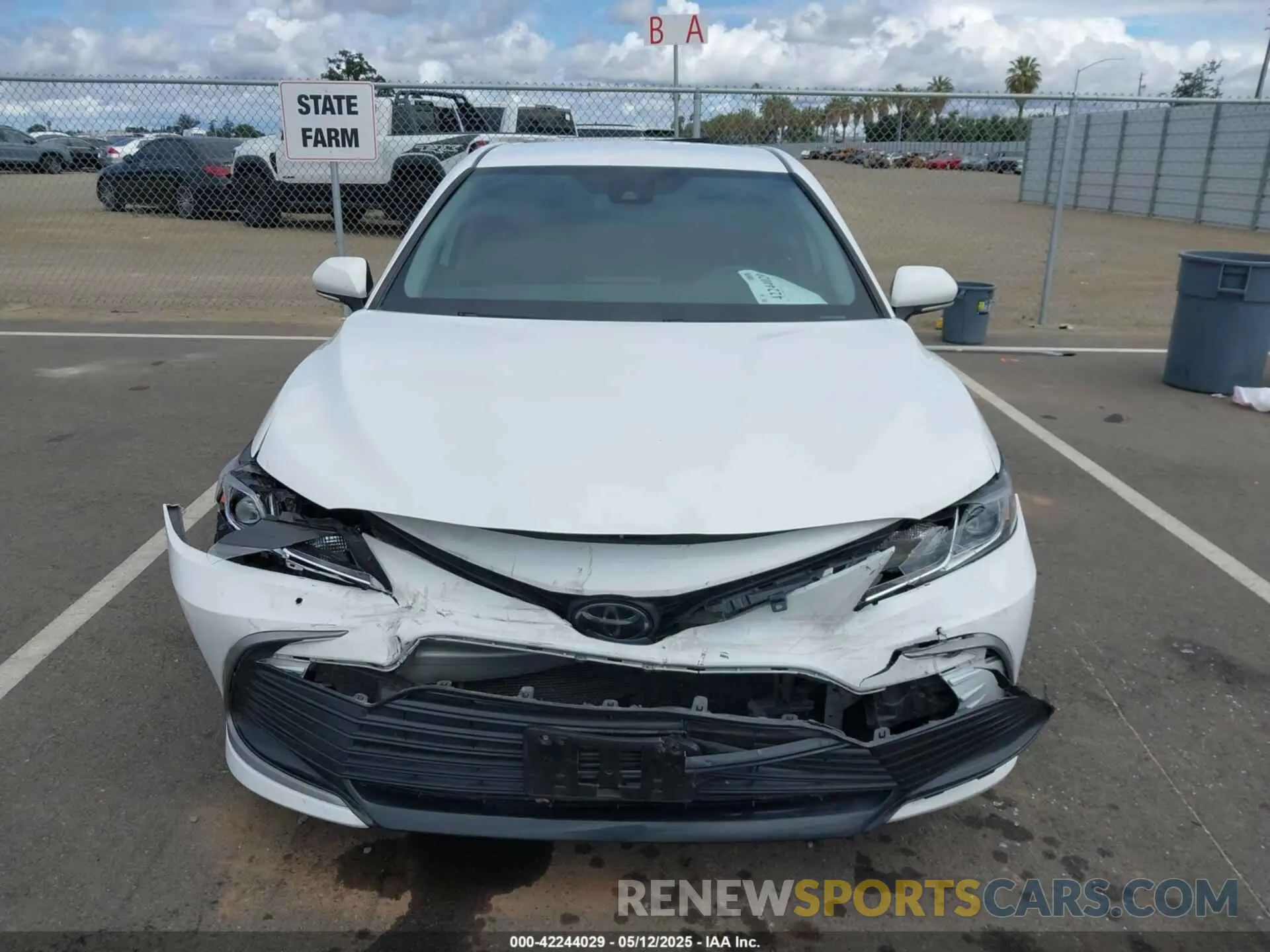 13 Photograph of a damaged car 4T1R11AK4PU801765 TOYOTA CAMRY 2023