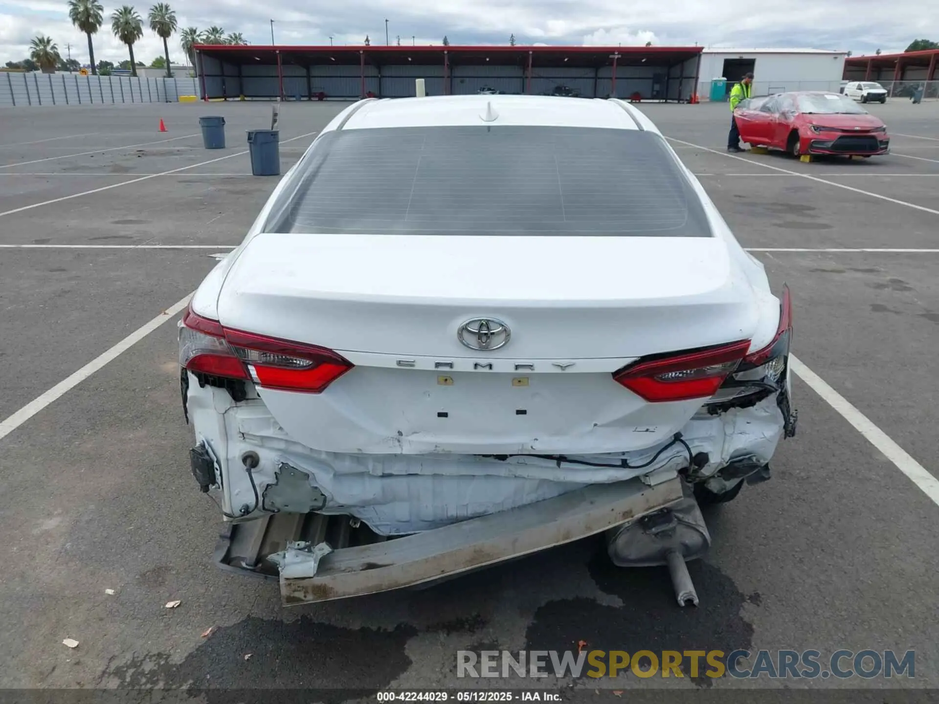 17 Photograph of a damaged car 4T1R11AK4PU801765 TOYOTA CAMRY 2023