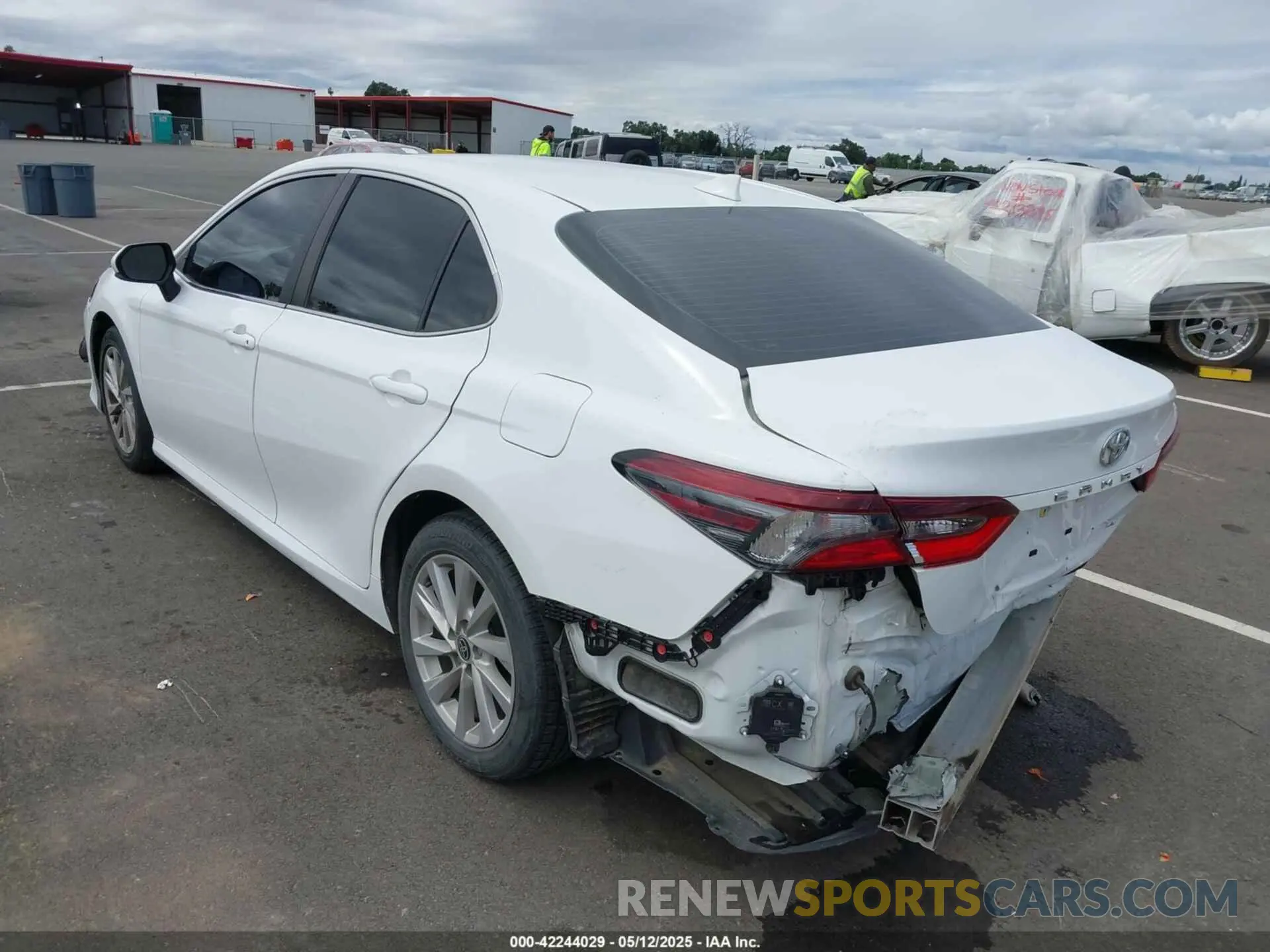 3 Photograph of a damaged car 4T1R11AK4PU801765 TOYOTA CAMRY 2023