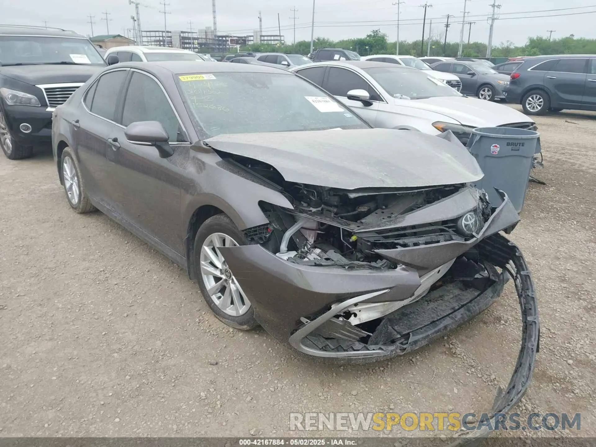 1 Photograph of a damaged car 4T1R11AK5PU152686 TOYOTA CAMRY 2023