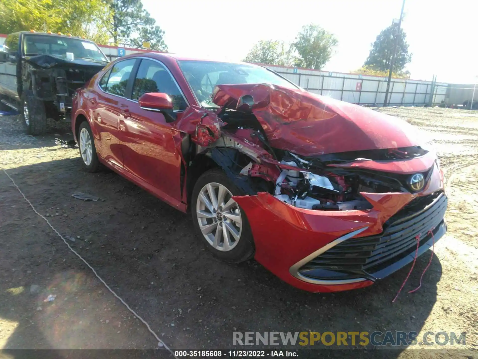 1 Photograph of a damaged car 4T1R11AK6PU100998 TOYOTA CAMRY 2023