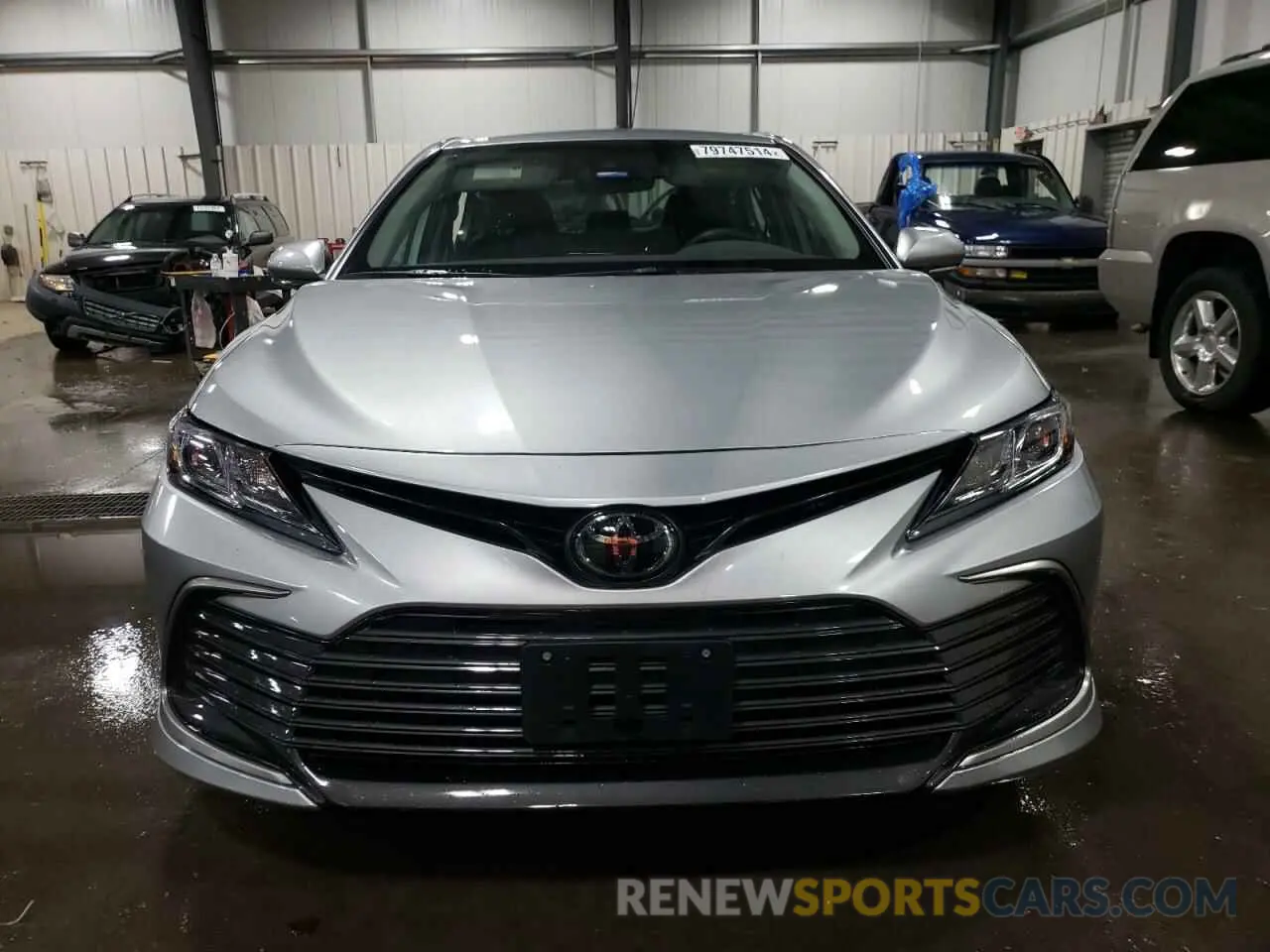 5 Photograph of a damaged car 4T1R11AK8PU834932 TOYOTA CAMRY 2023
