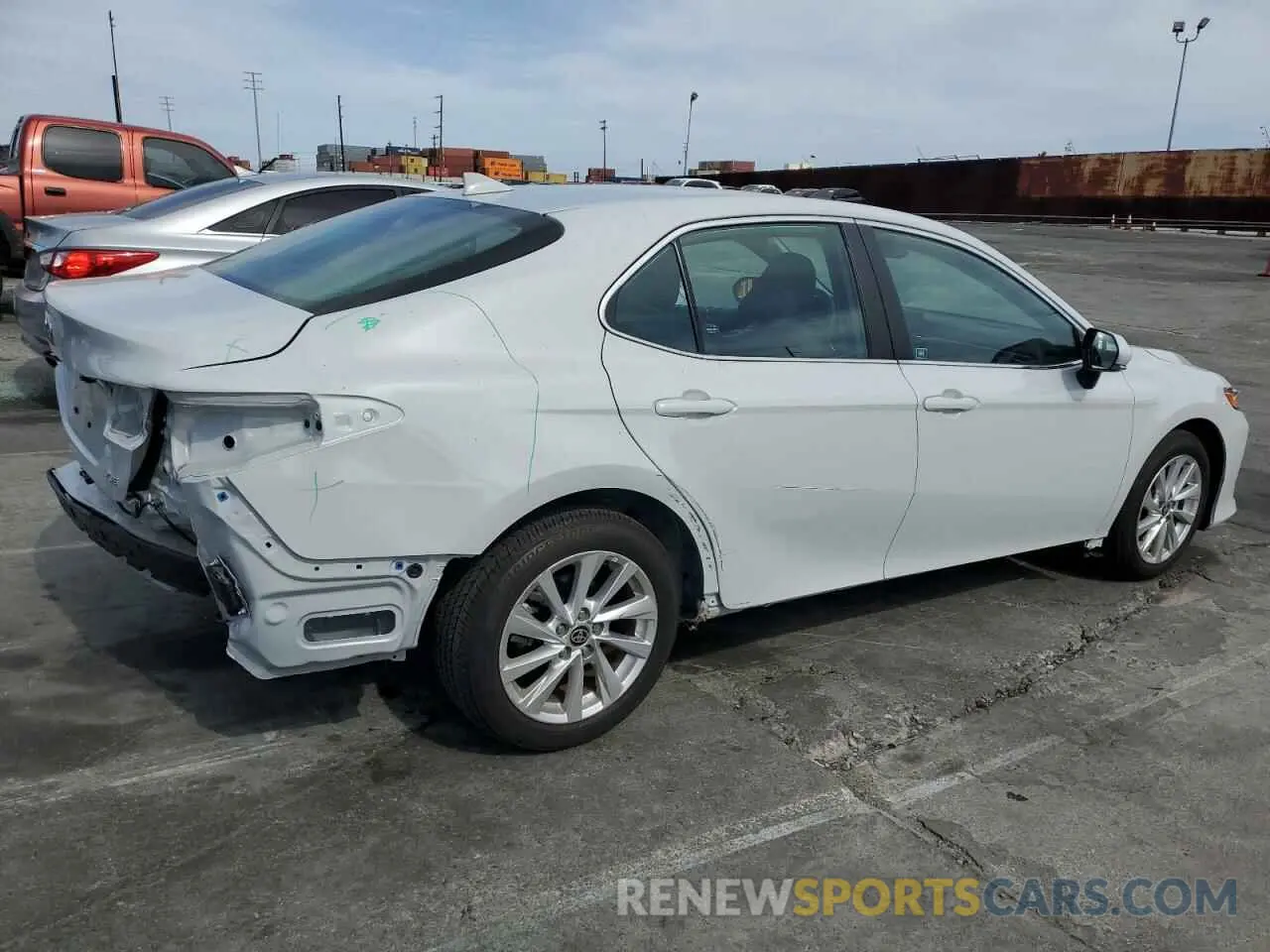 3 Photograph of a damaged car 4T1R11AK9PU158300 TOYOTA CAMRY 2023