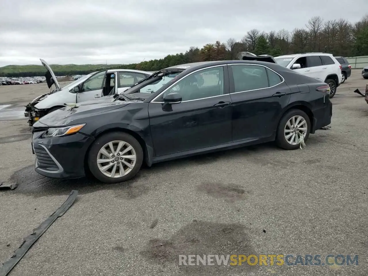 1 Photograph of a damaged car 4T1R11BK2PU084829 TOYOTA CAMRY 2023