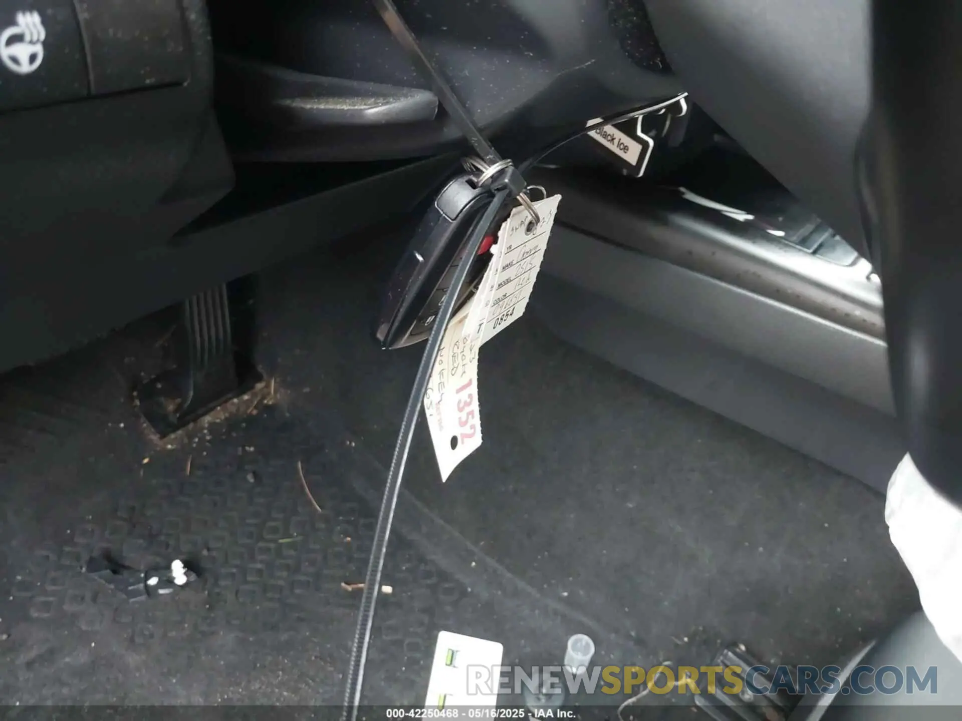 11 Photograph of a damaged car 4T1R11BK3PU096651 TOYOTA CAMRY 2023