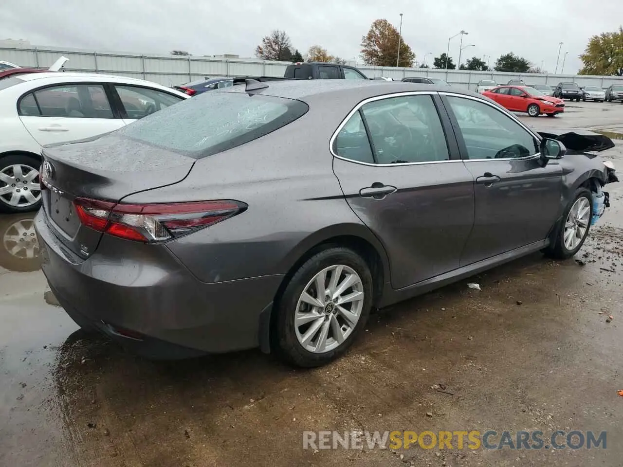 3 Photograph of a damaged car 4T1R11BK5PU106029 TOYOTA CAMRY 2023