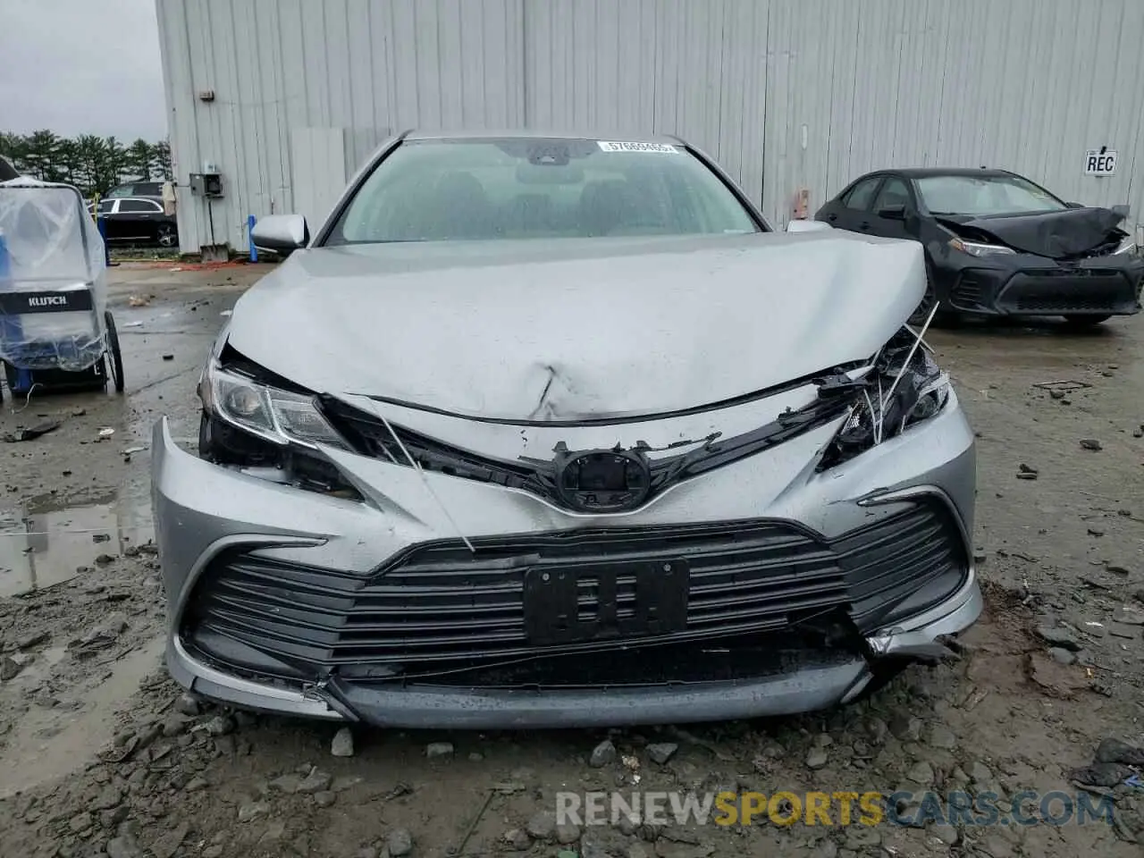 5 Photograph of a damaged car 4T1R11BKXPU096050 TOYOTA CAMRY 2023